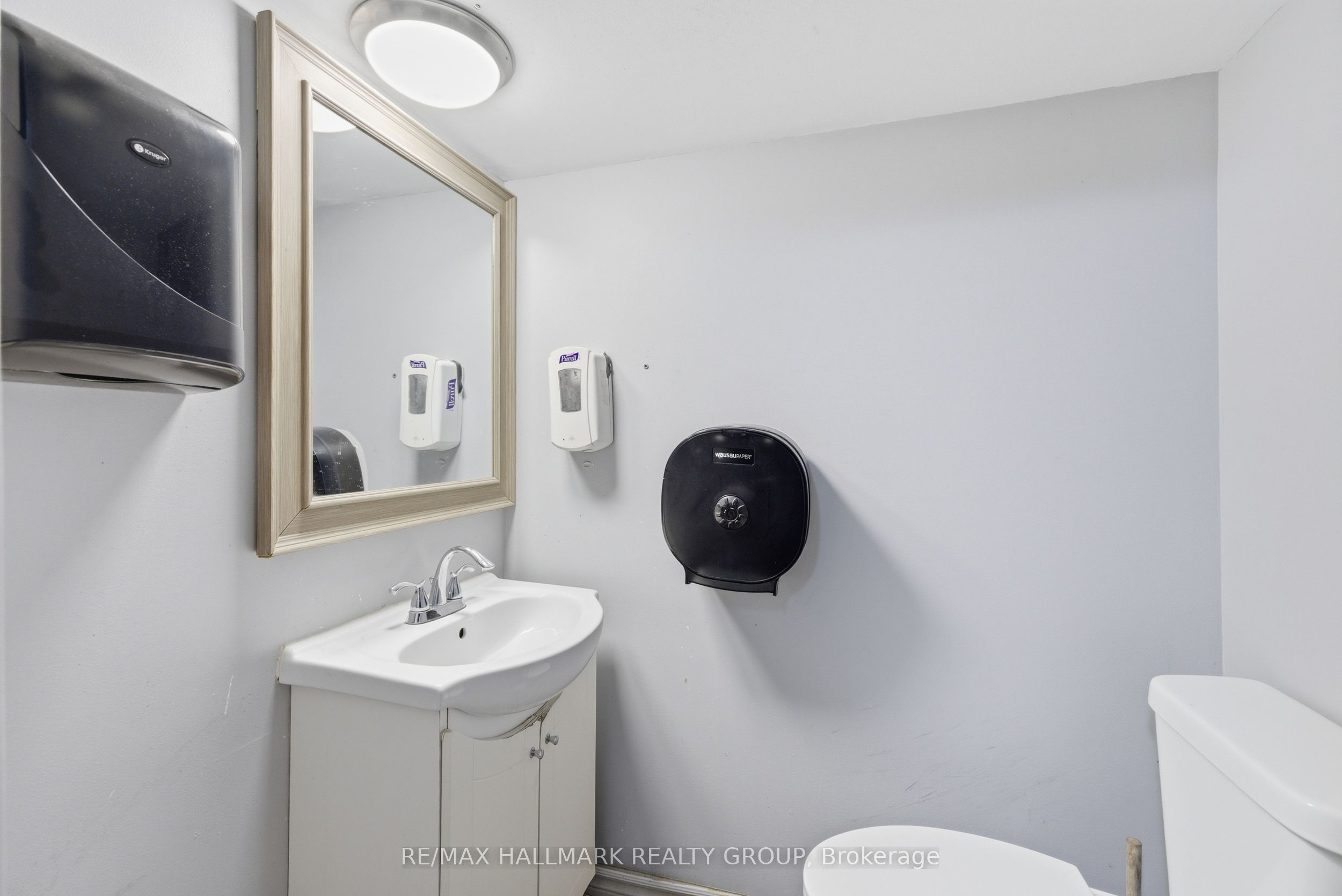 912 St Laurent Boulevard S Property Photo 13