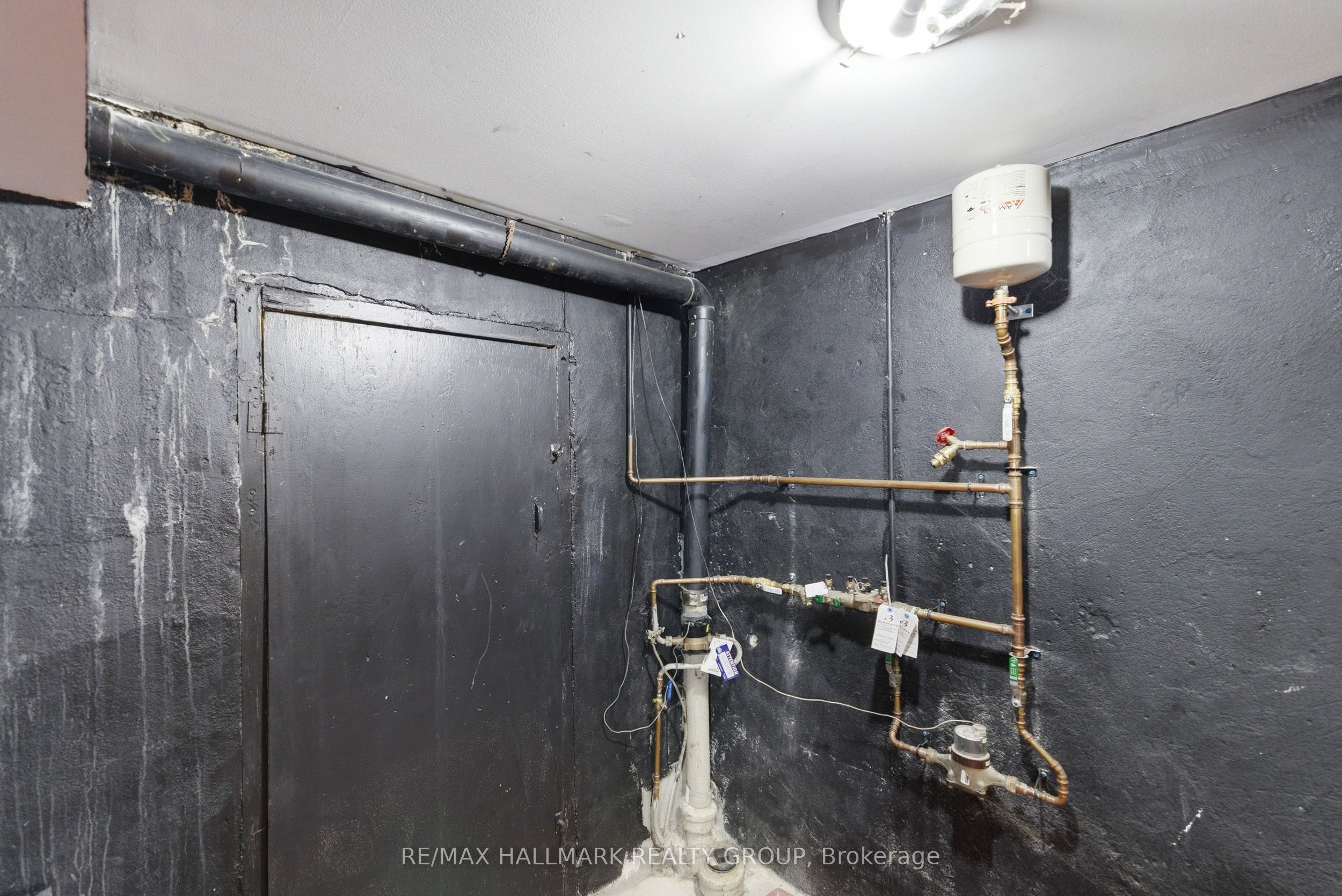 912 St Laurent Boulevard S Property Photo 14