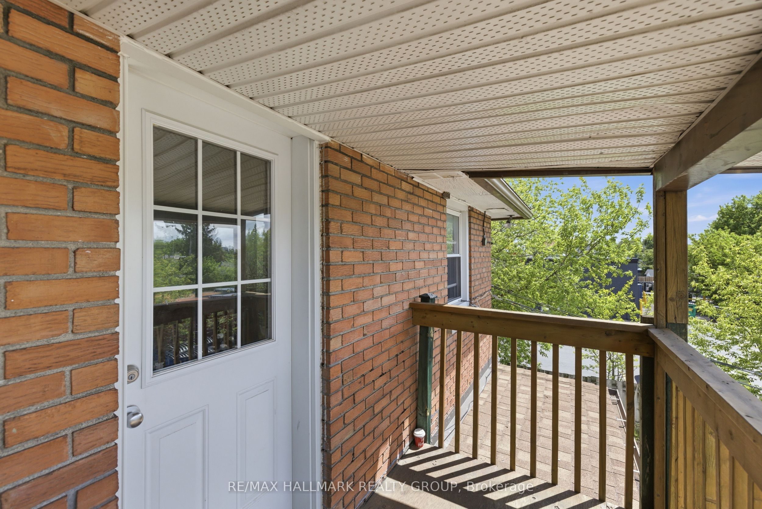 912 St Laurent Boulevard S Property Photo 28