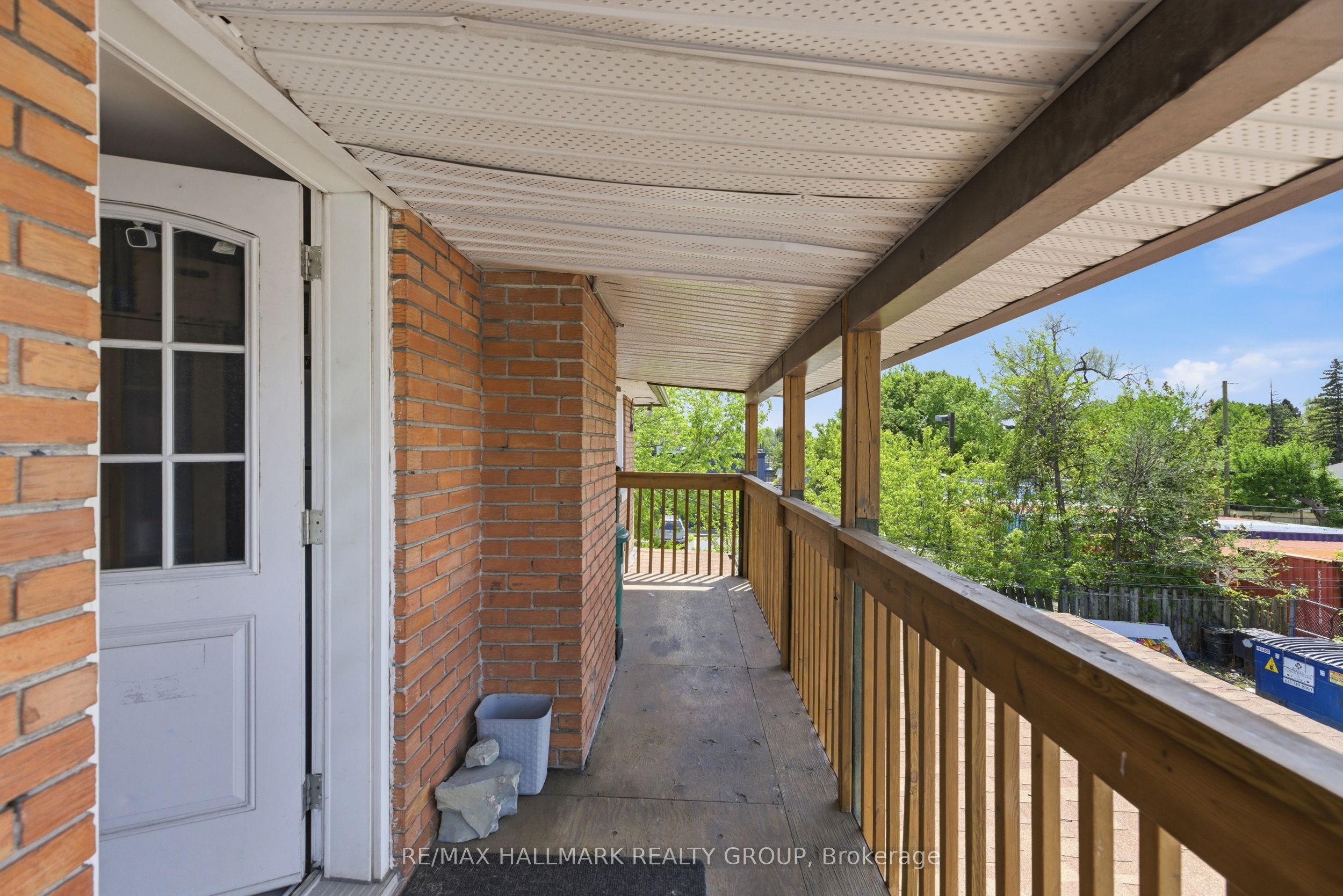 912 St Laurent Boulevard S Property Photo 38