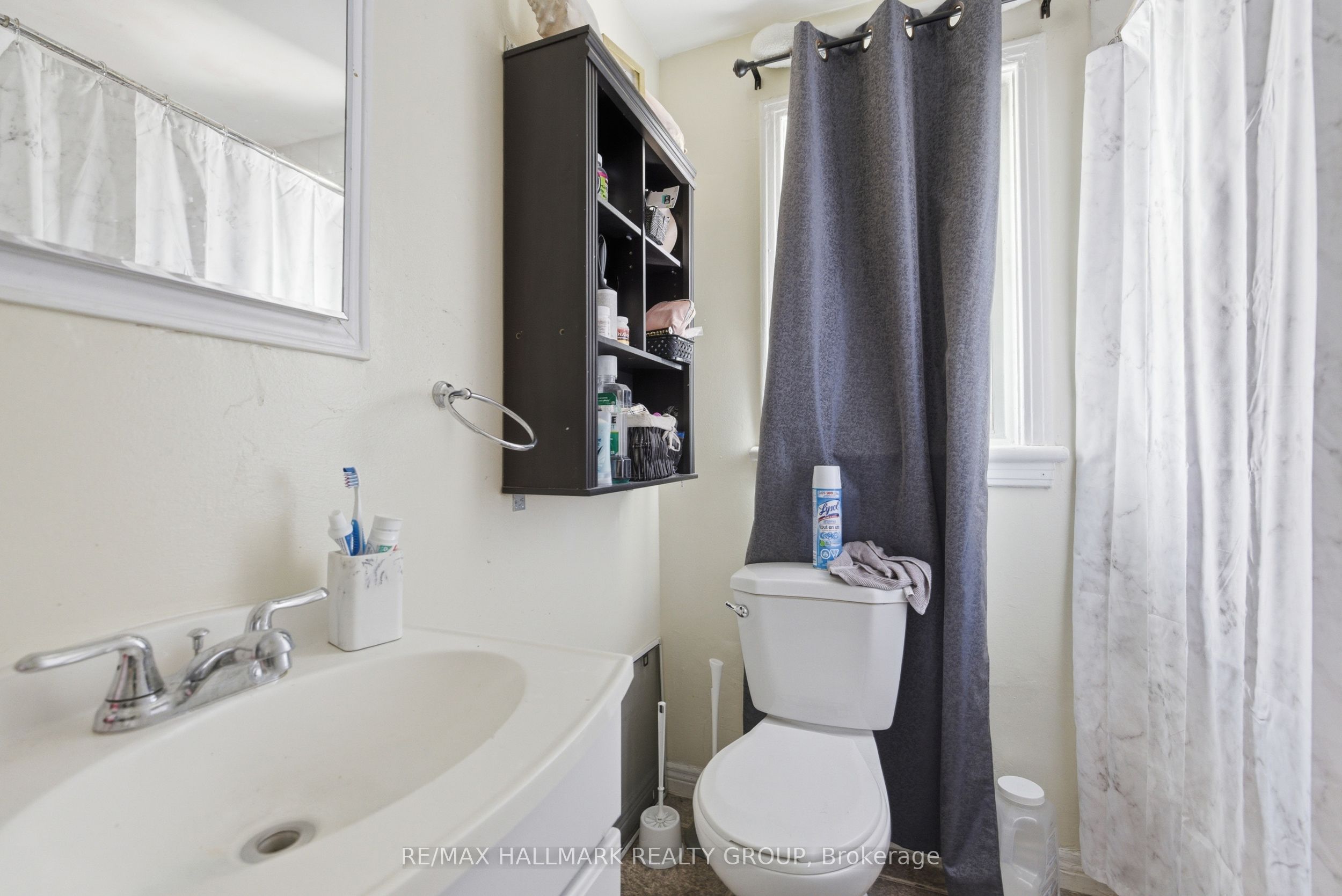 912 St Laurent Boulevard S Property Photo 44