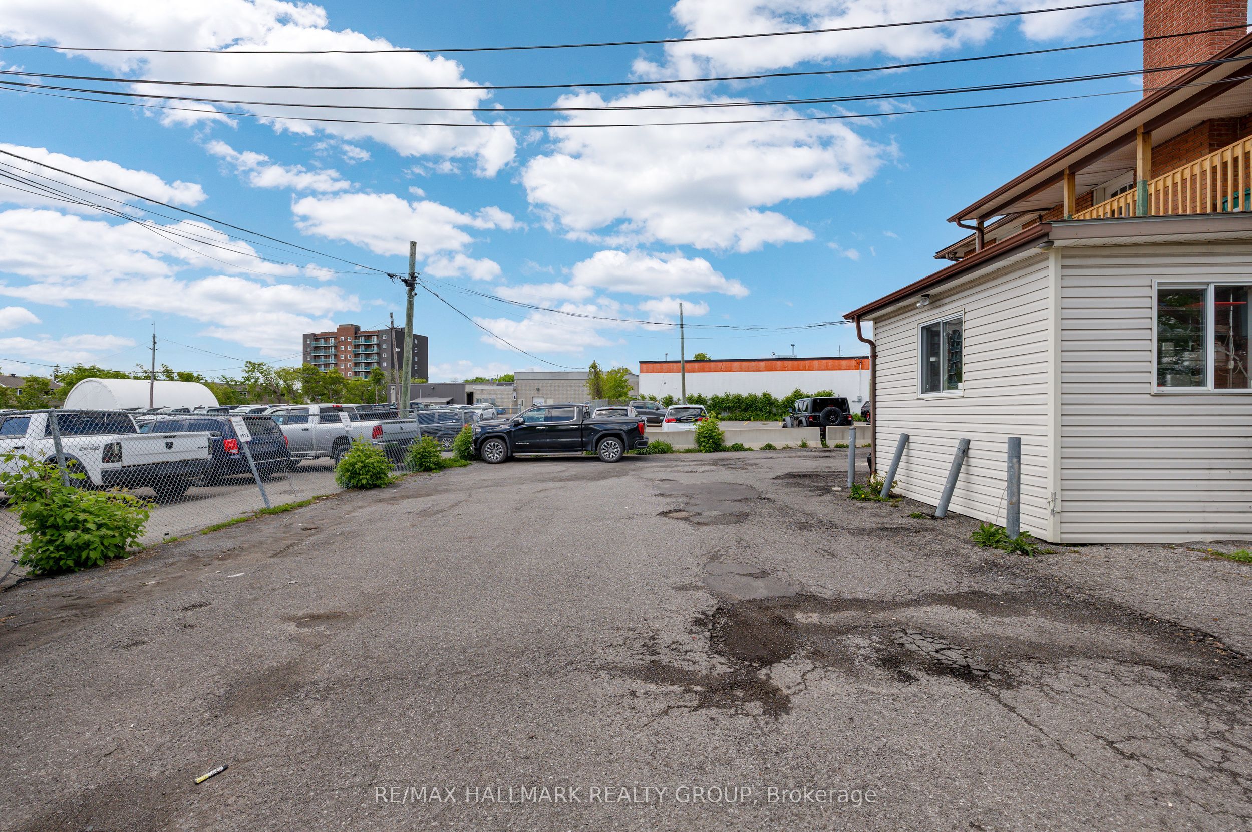 912 St Laurent Boulevard S Property Photo 48