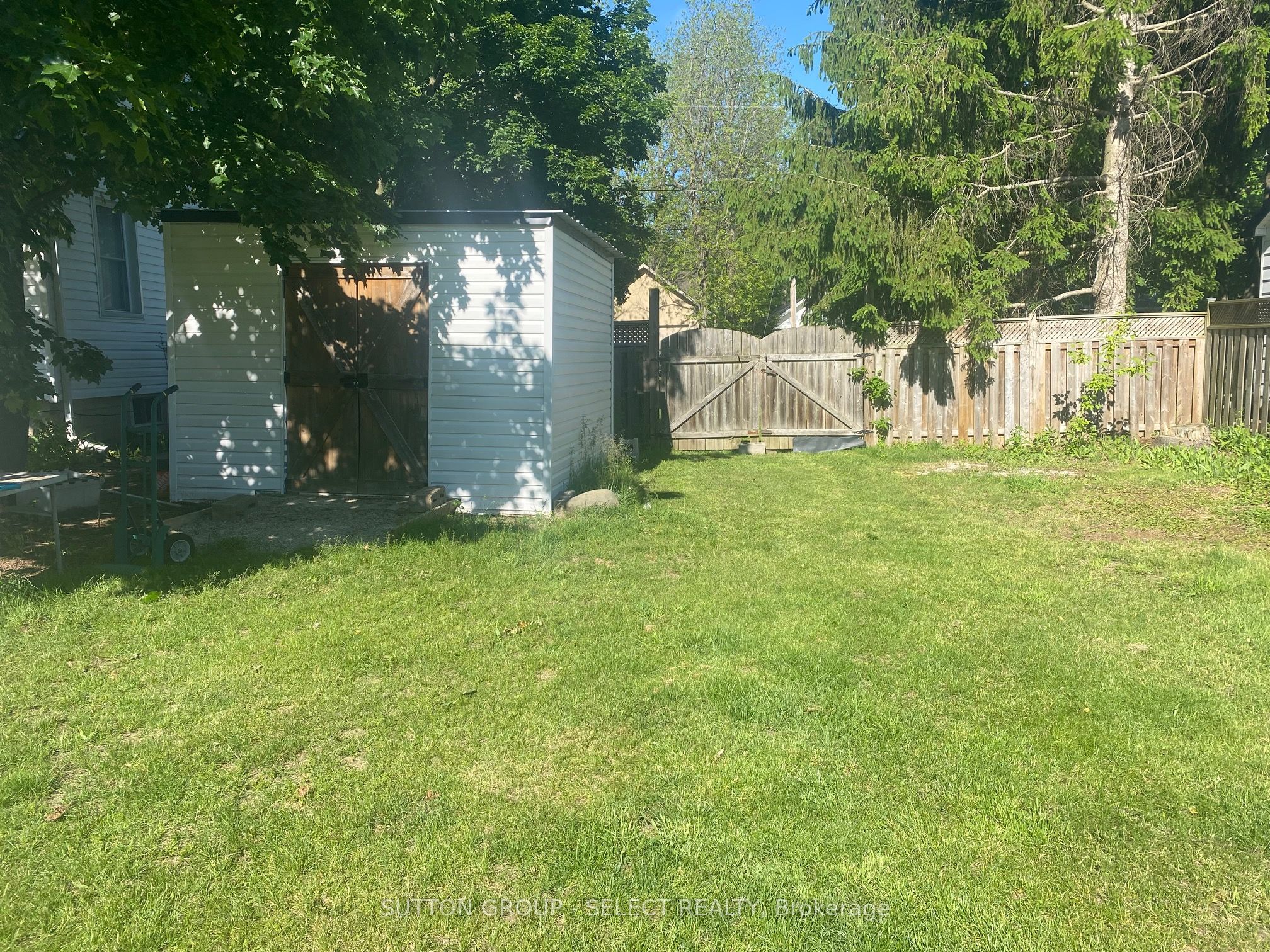 9 Prince Albert Street Property Photo 24
