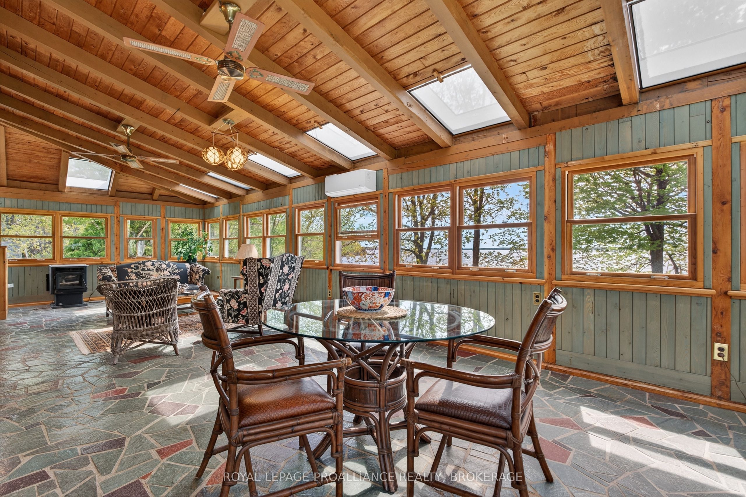 1295 Highway 2 Property Photo 6