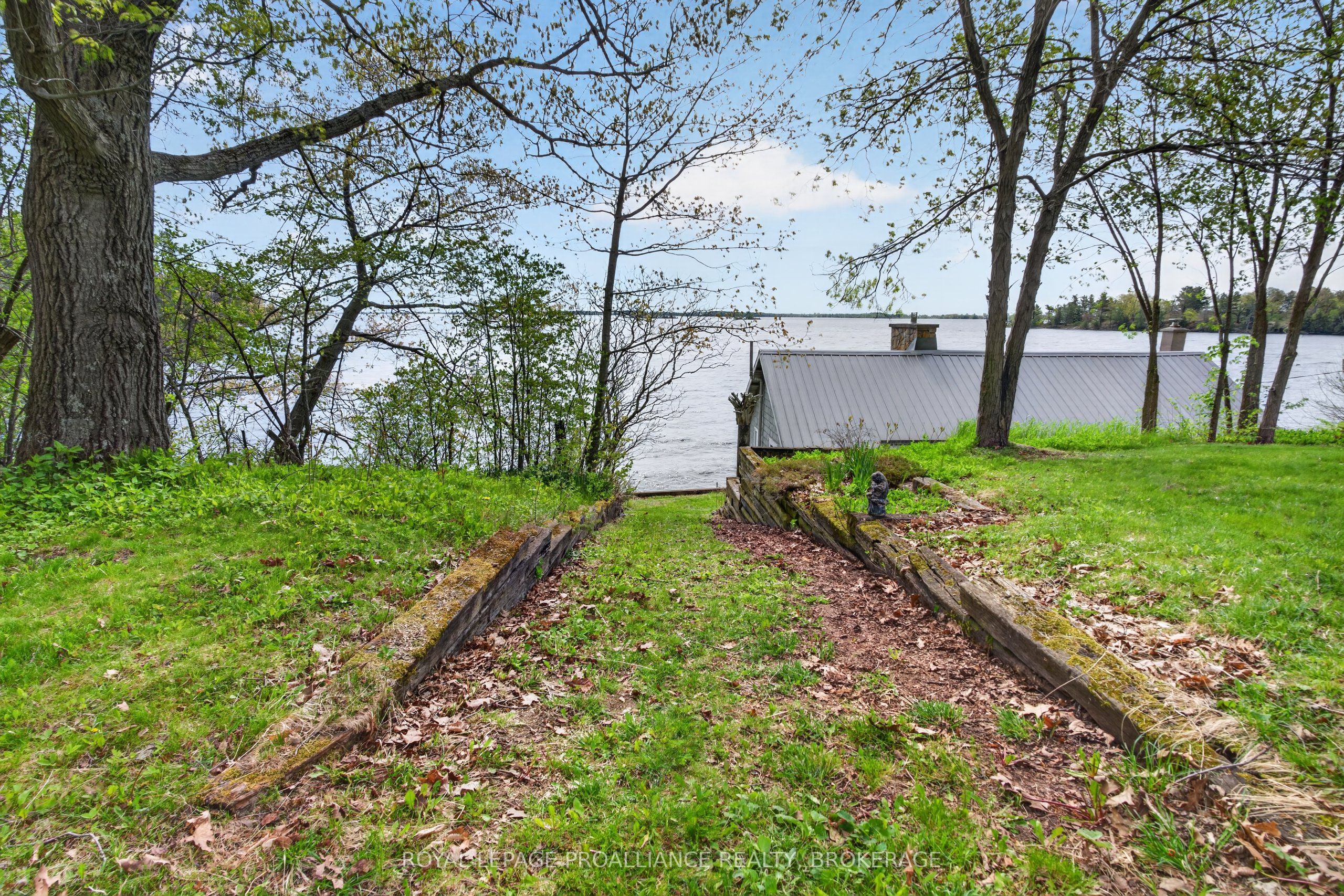 1295 Highway 2 Property Photo 29