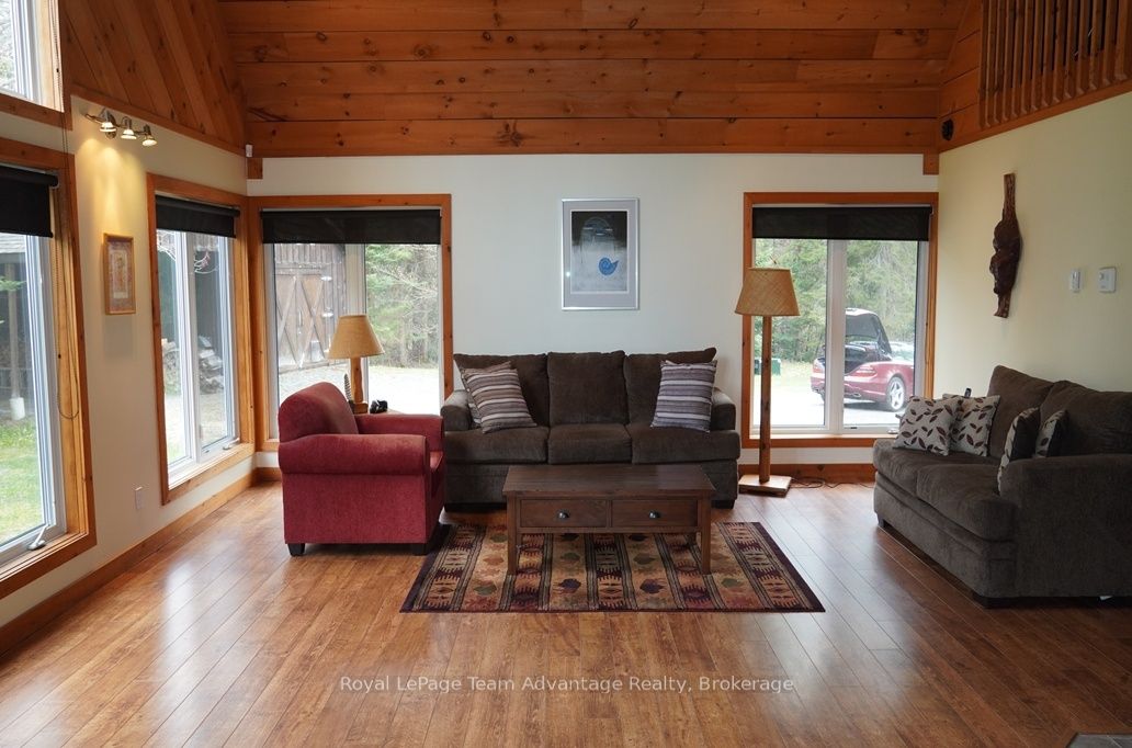 768 Hurdville Road Property Photo 4