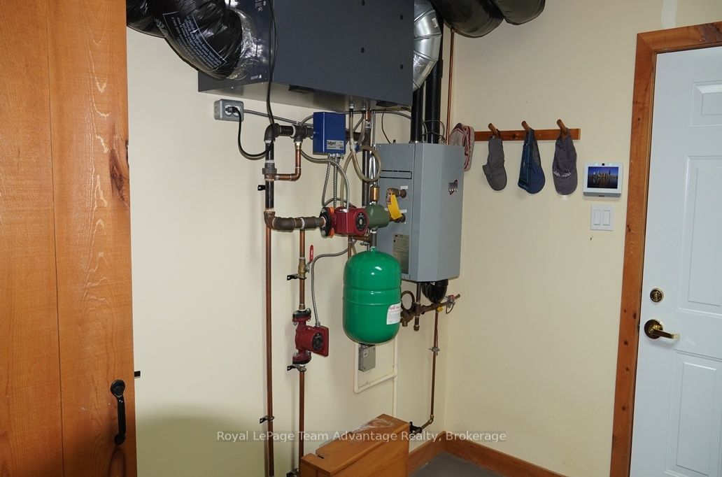 768 Hurdville Road Property Photo 24