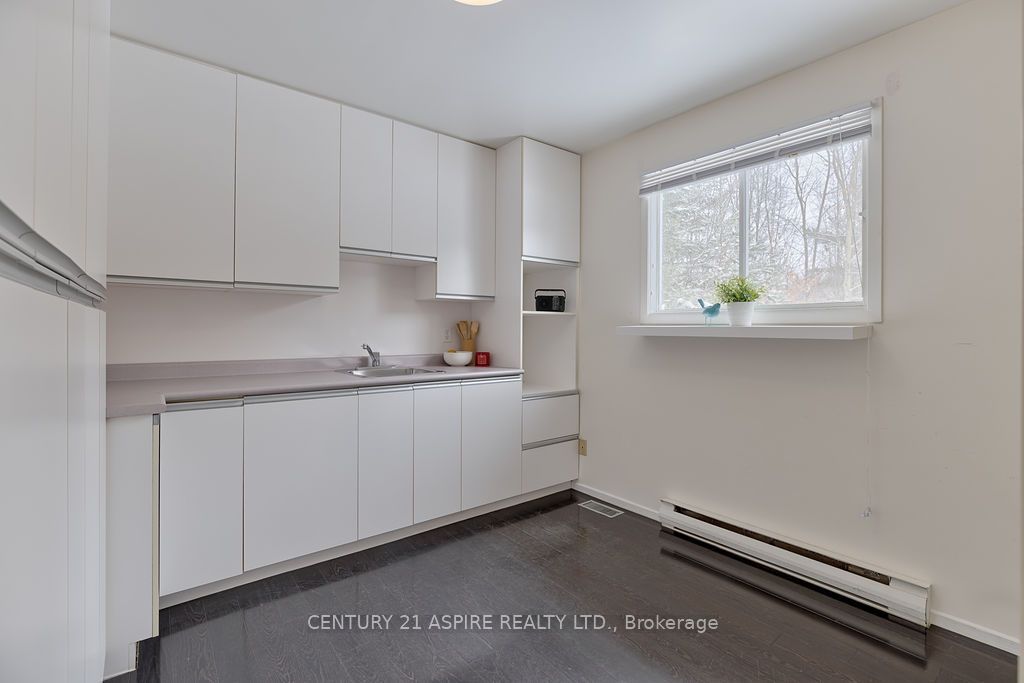 2889 Petawawa Boulevard Property Photo 28