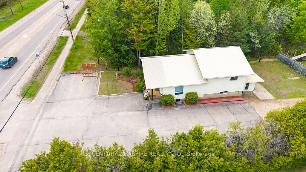 2889 Petawawa Boulevard Property Photo 40
