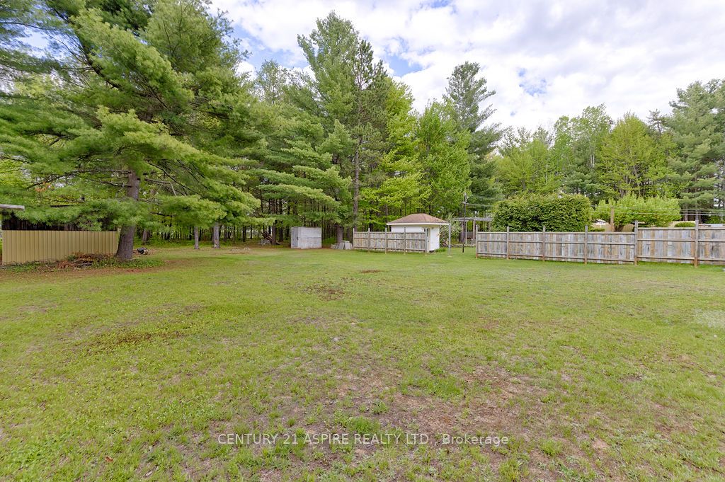 2889 Petawawa Boulevard Property Photo 44