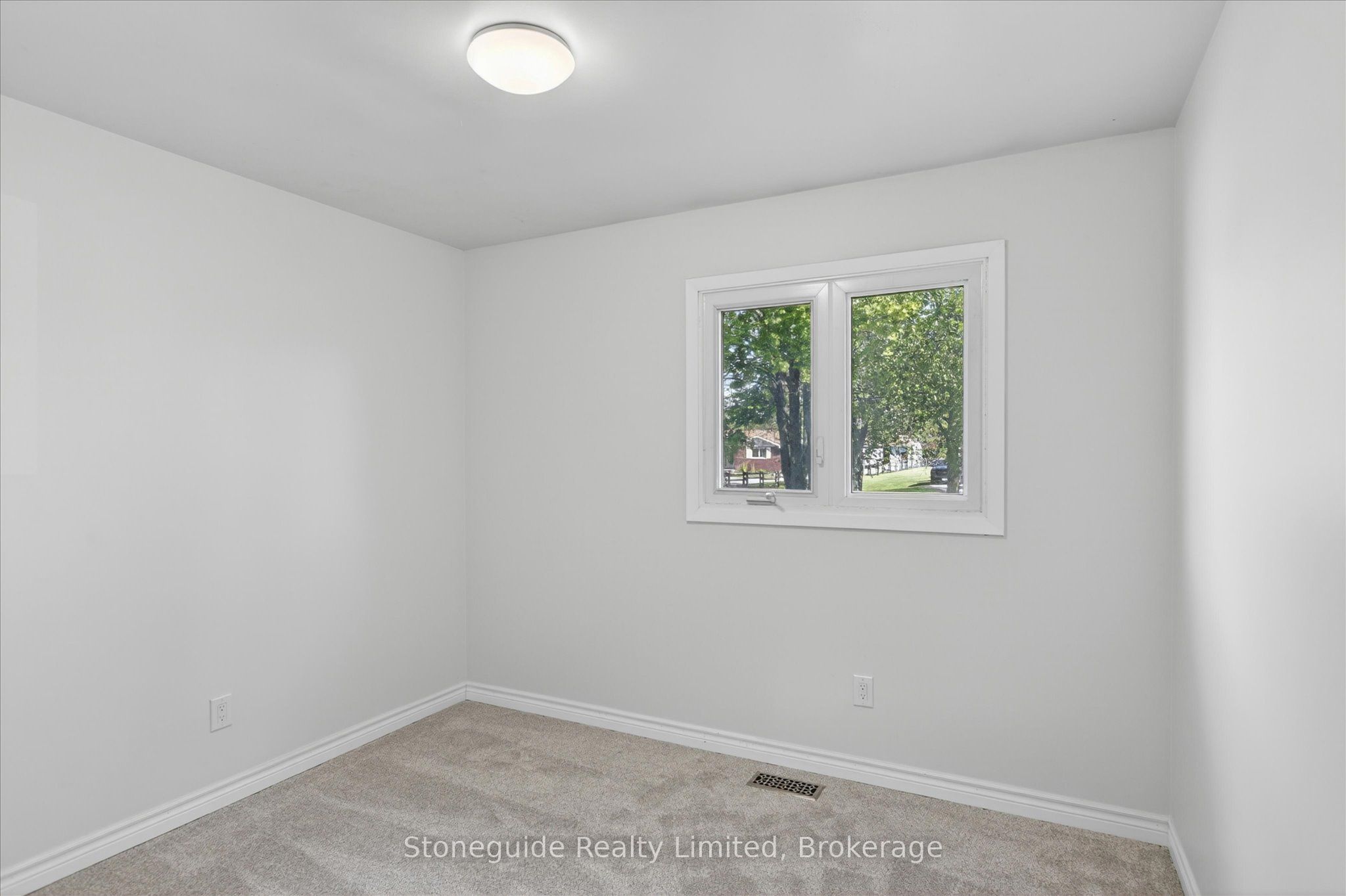 667 Skyline Road Property Photo 24