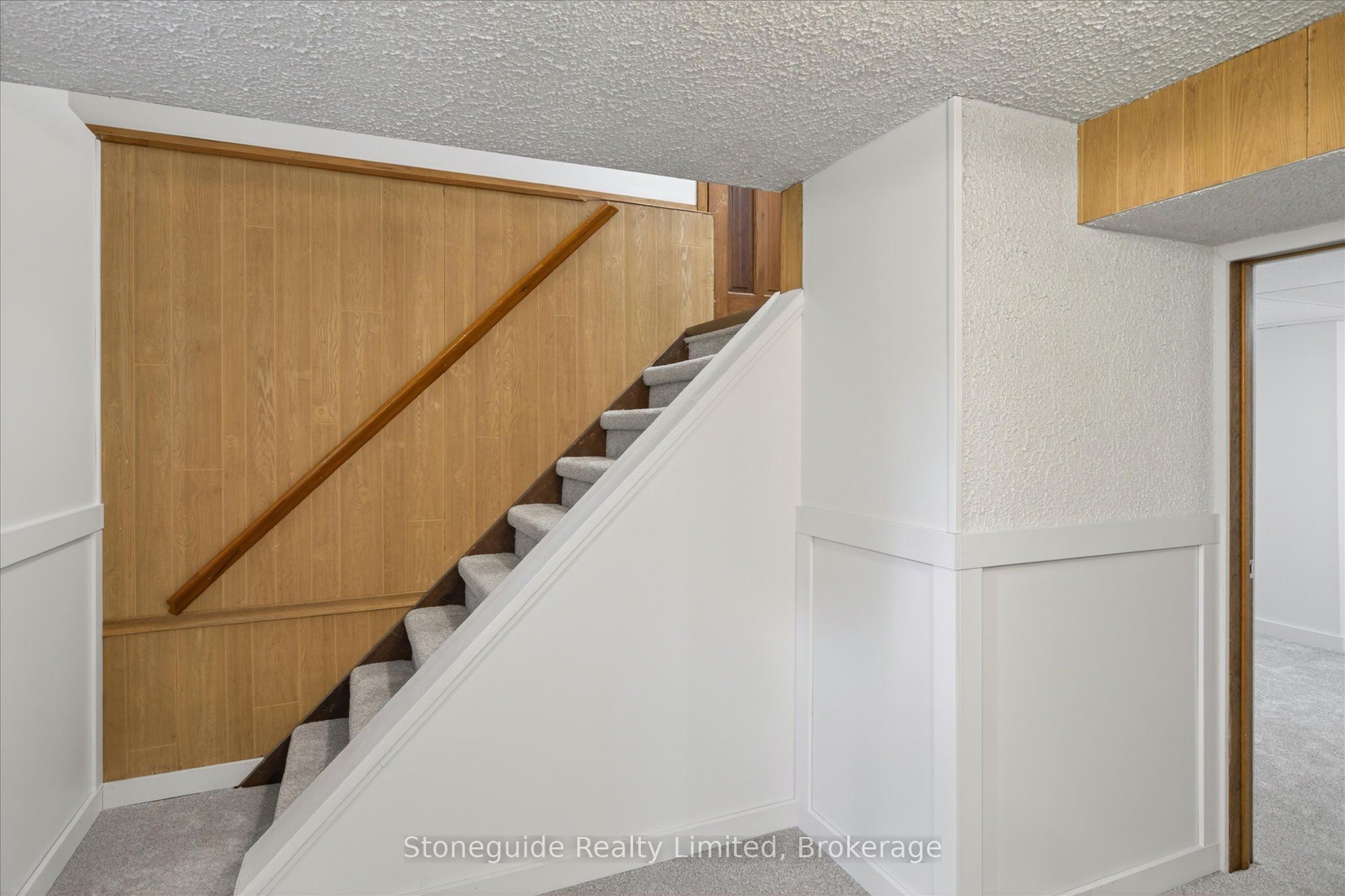 667 Skyline Road Property Photo 26