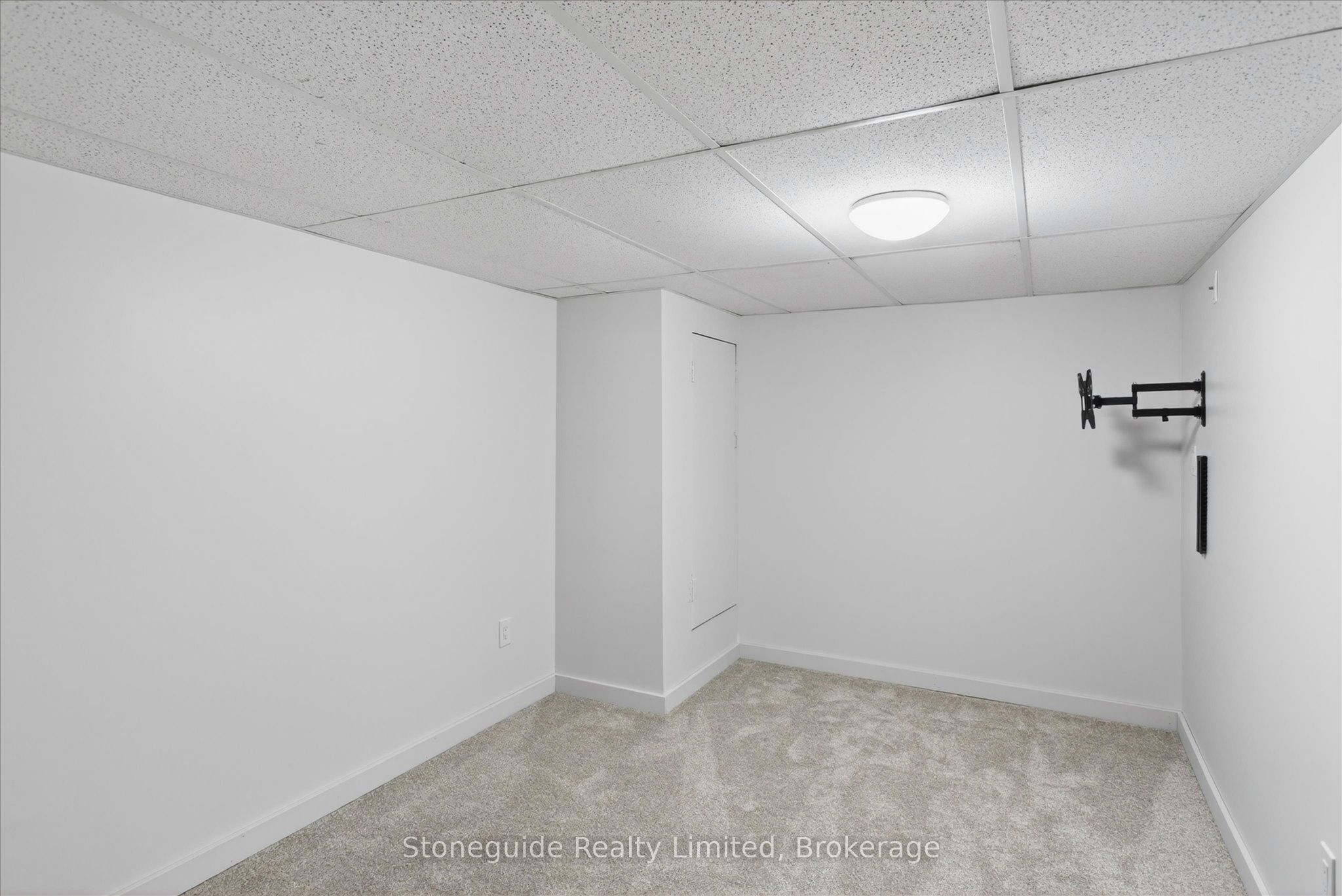 667 Skyline Road Property Photo 31