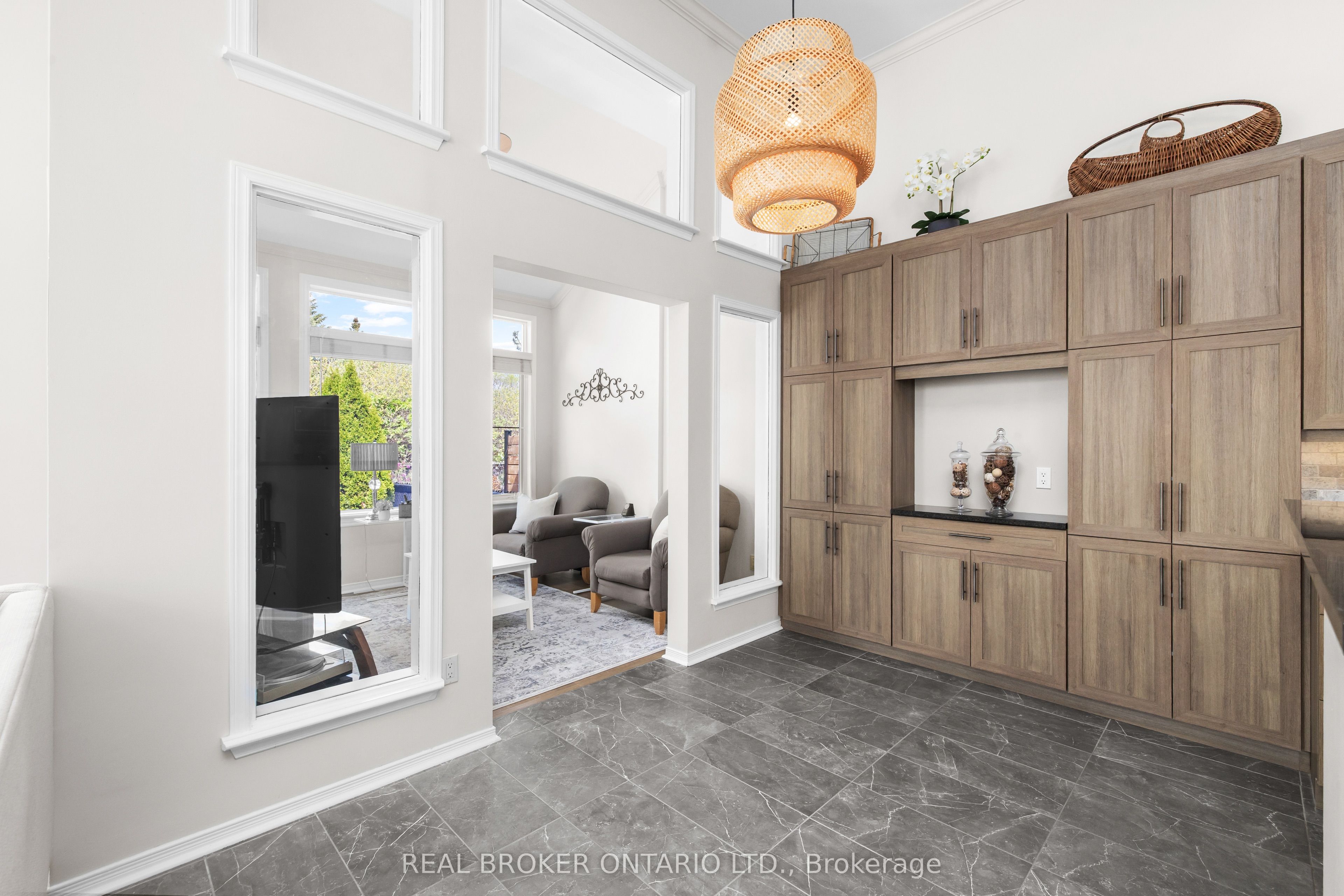 124 Macassa Circle Property Photo 14
