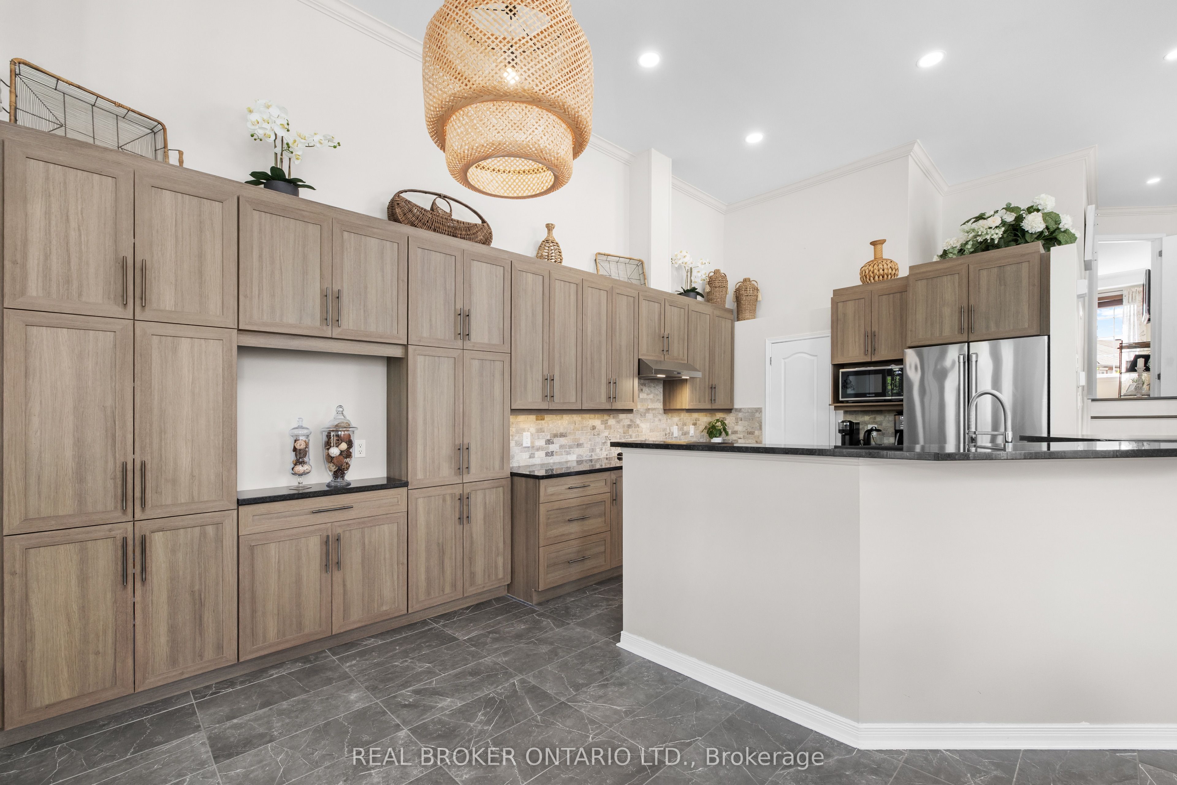 124 Macassa Circle Property Photo 16