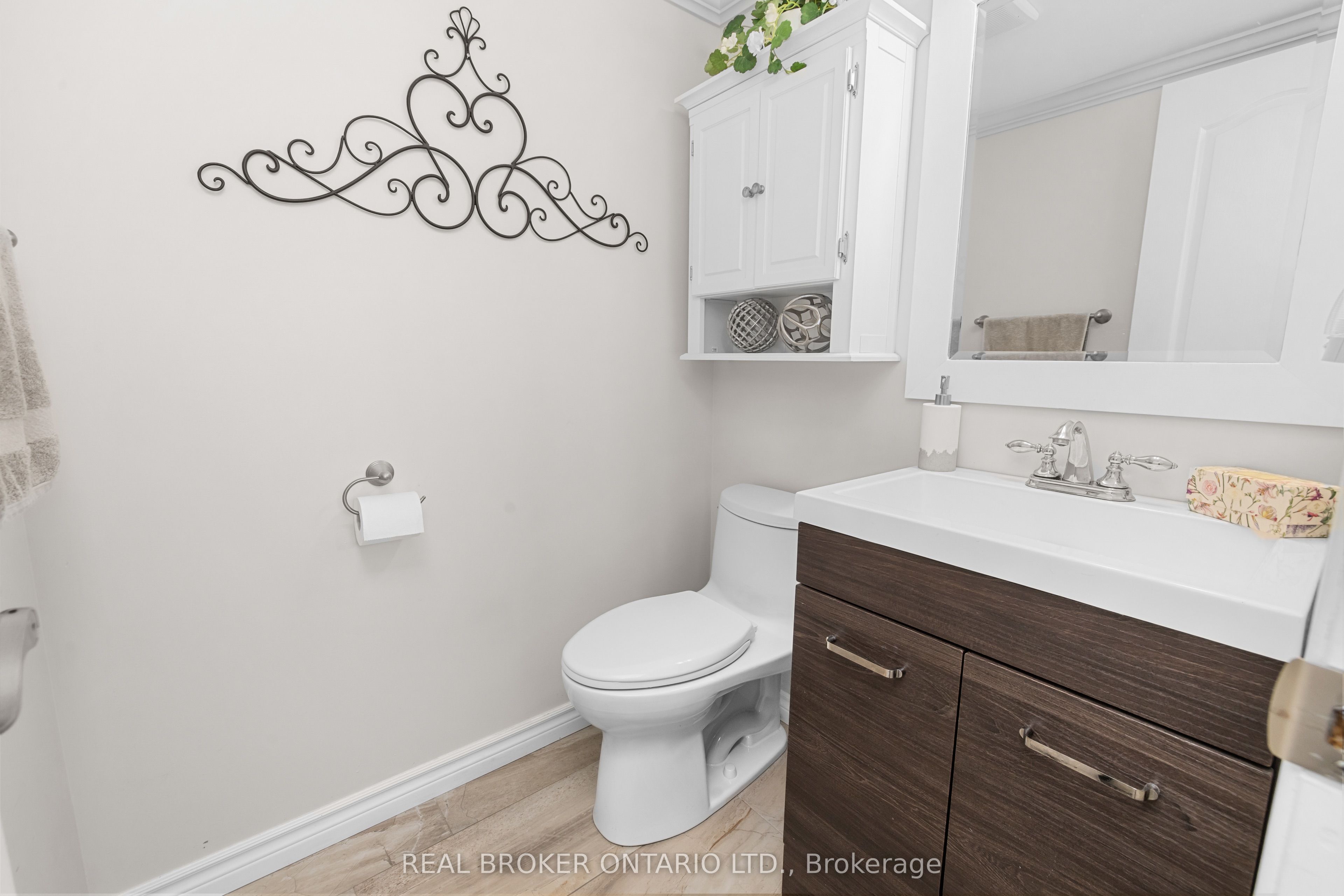 124 Macassa Circle Property Photo 25