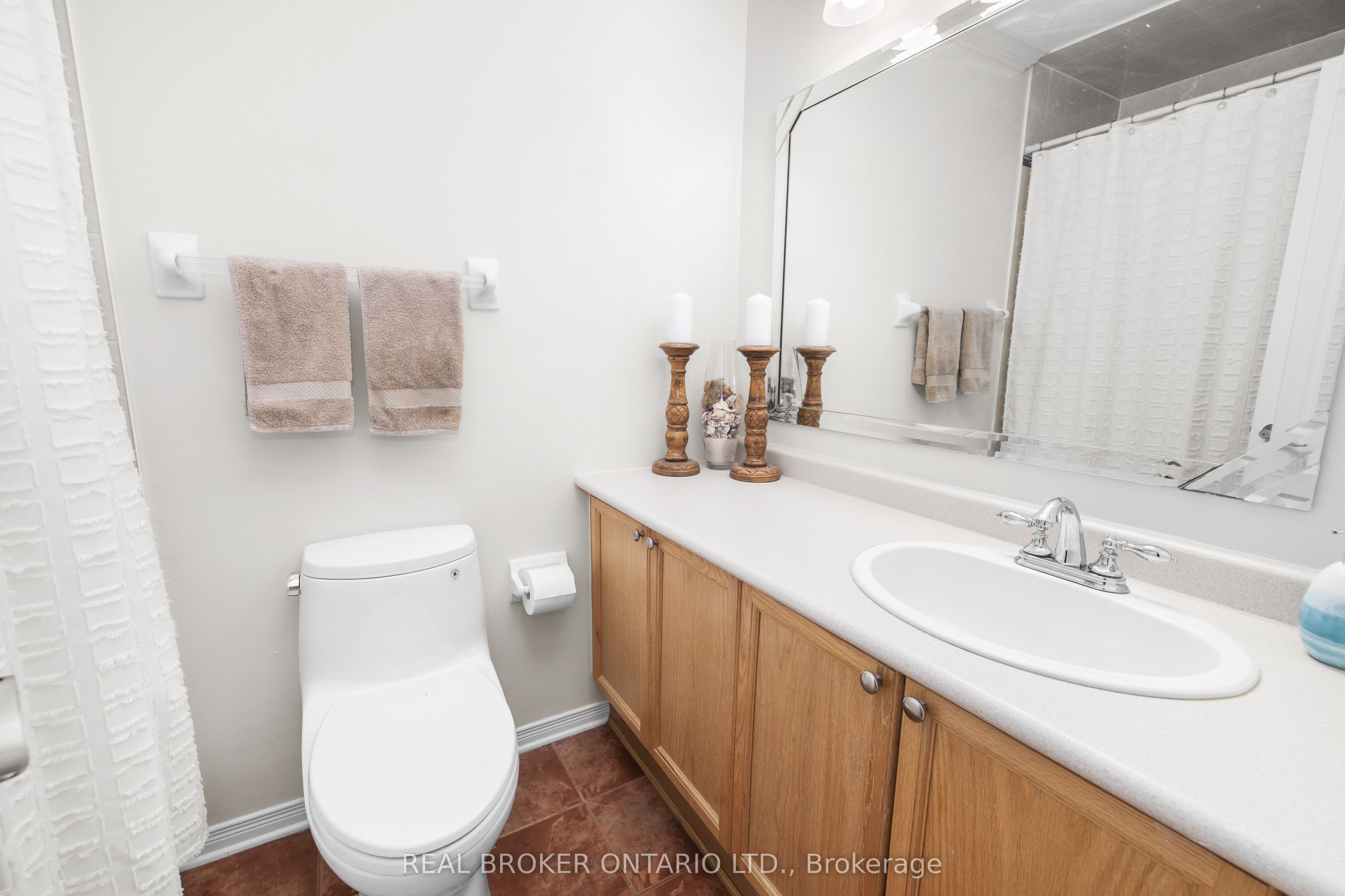 124 Macassa Circle Property Photo 38