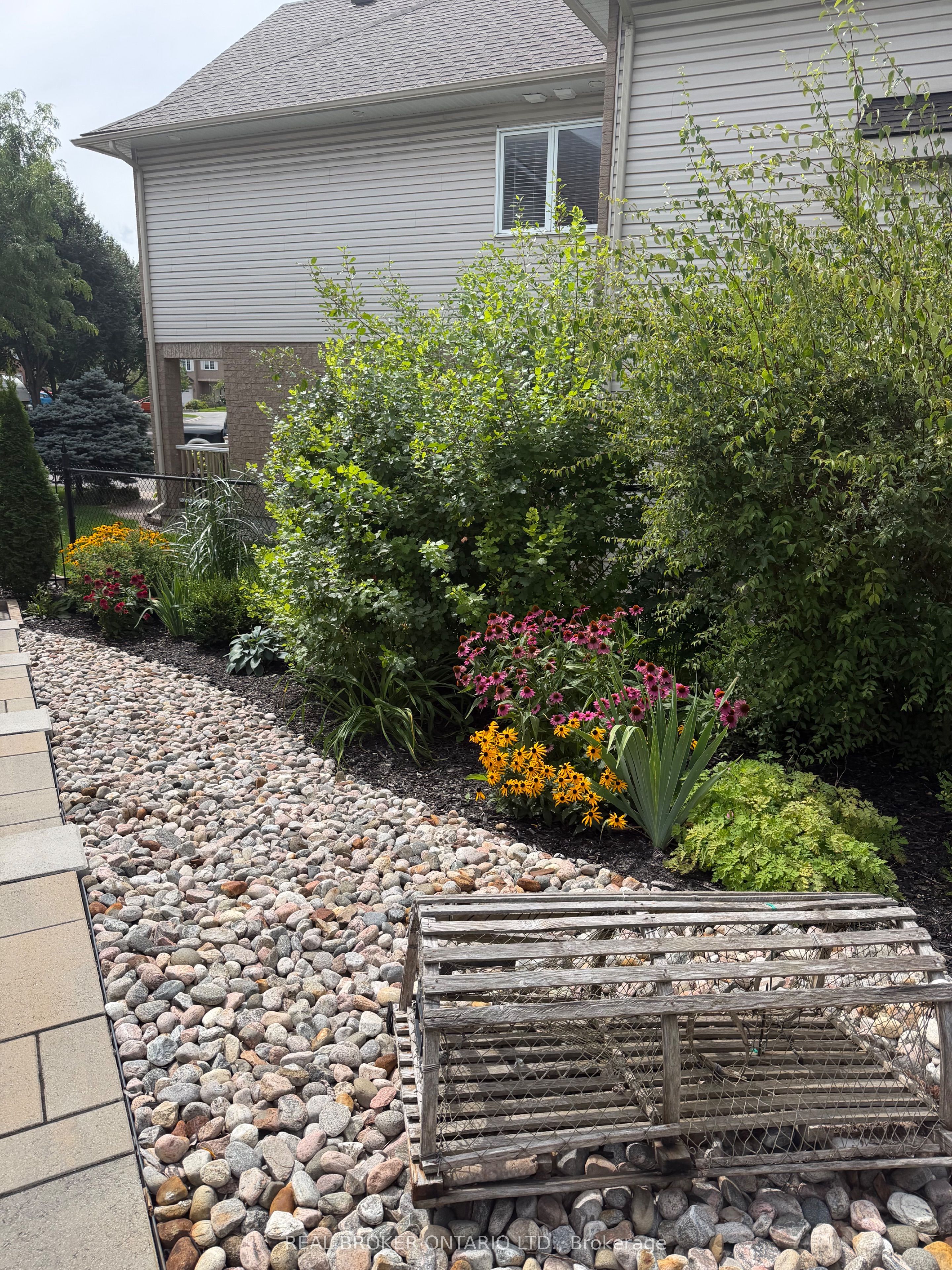 124 Macassa Circle Property Photo 47