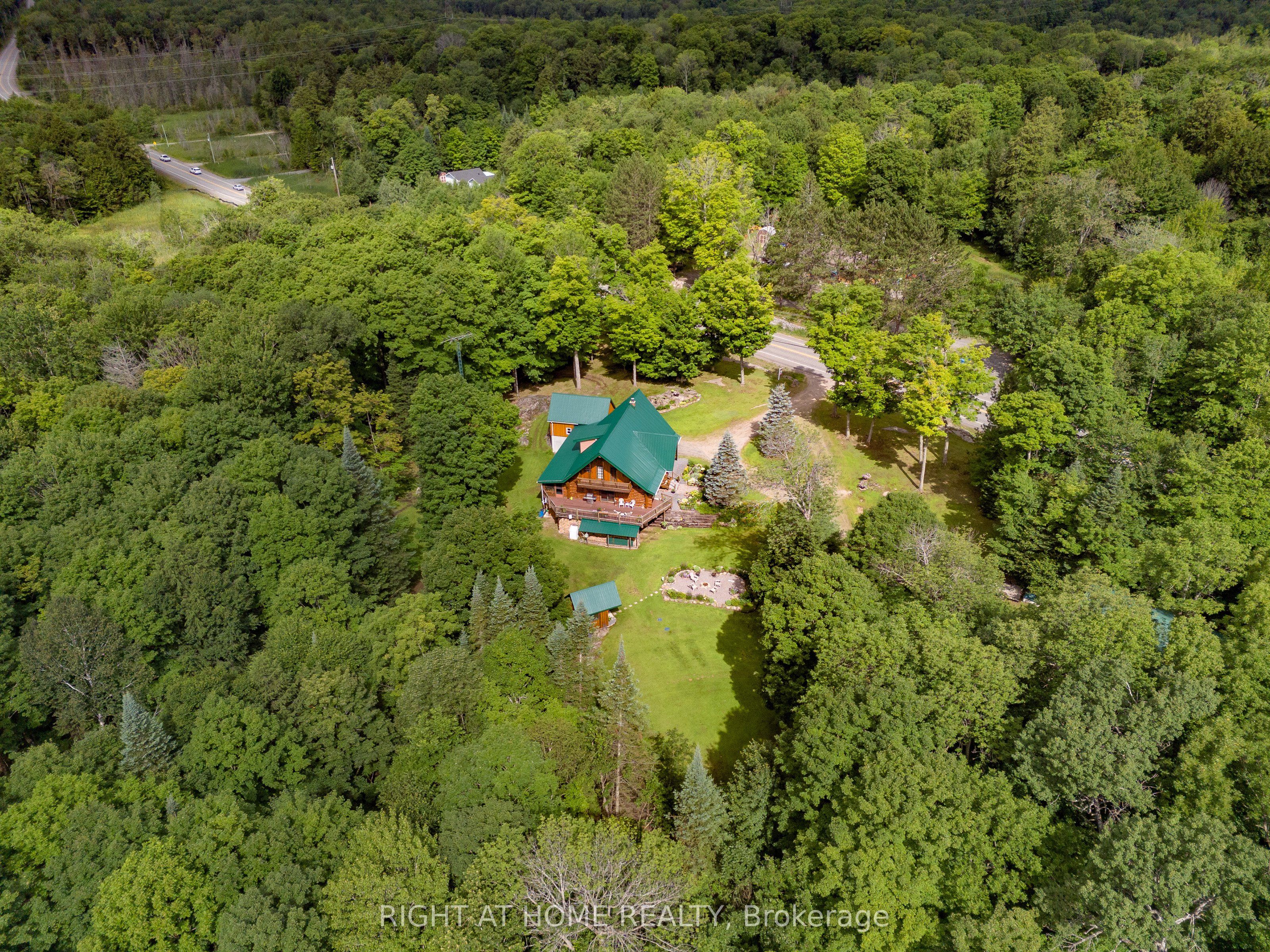 1696 Highway 118 E Property Photo 1