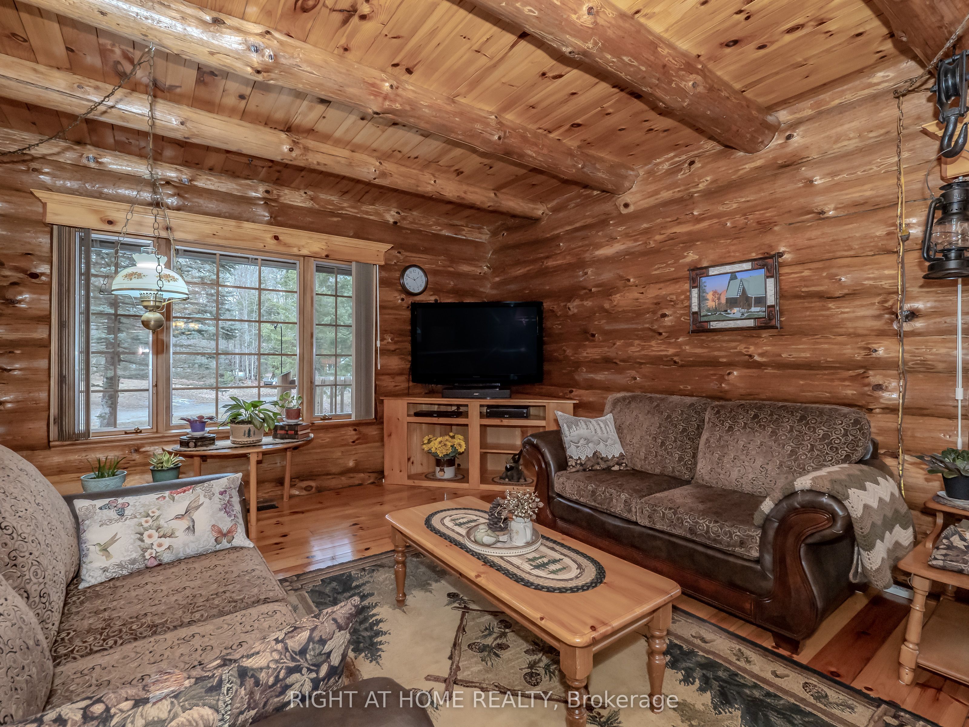 1696 Highway 118 E Property Photo 7