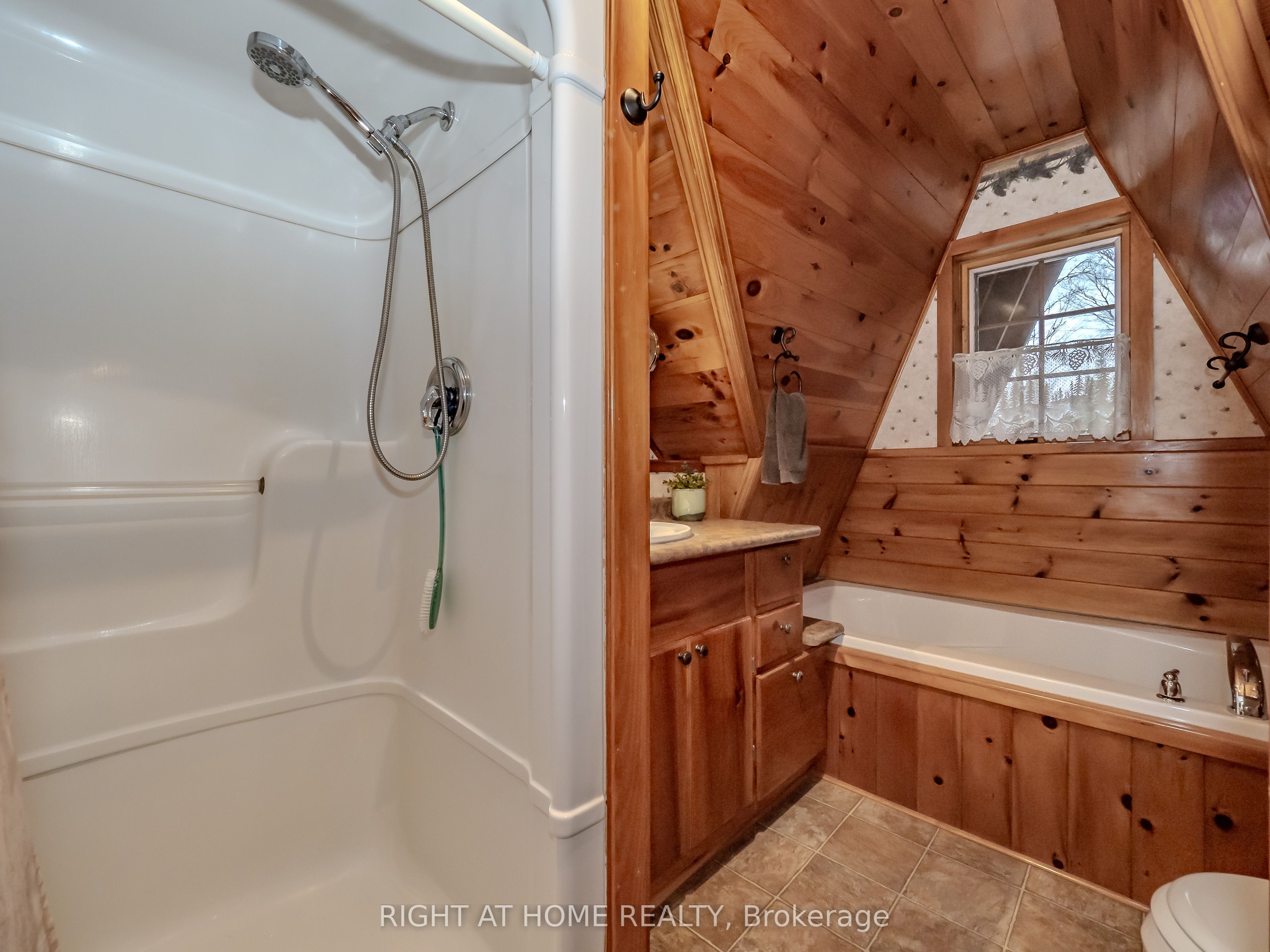 1696 Highway 118 E Property Photo 18