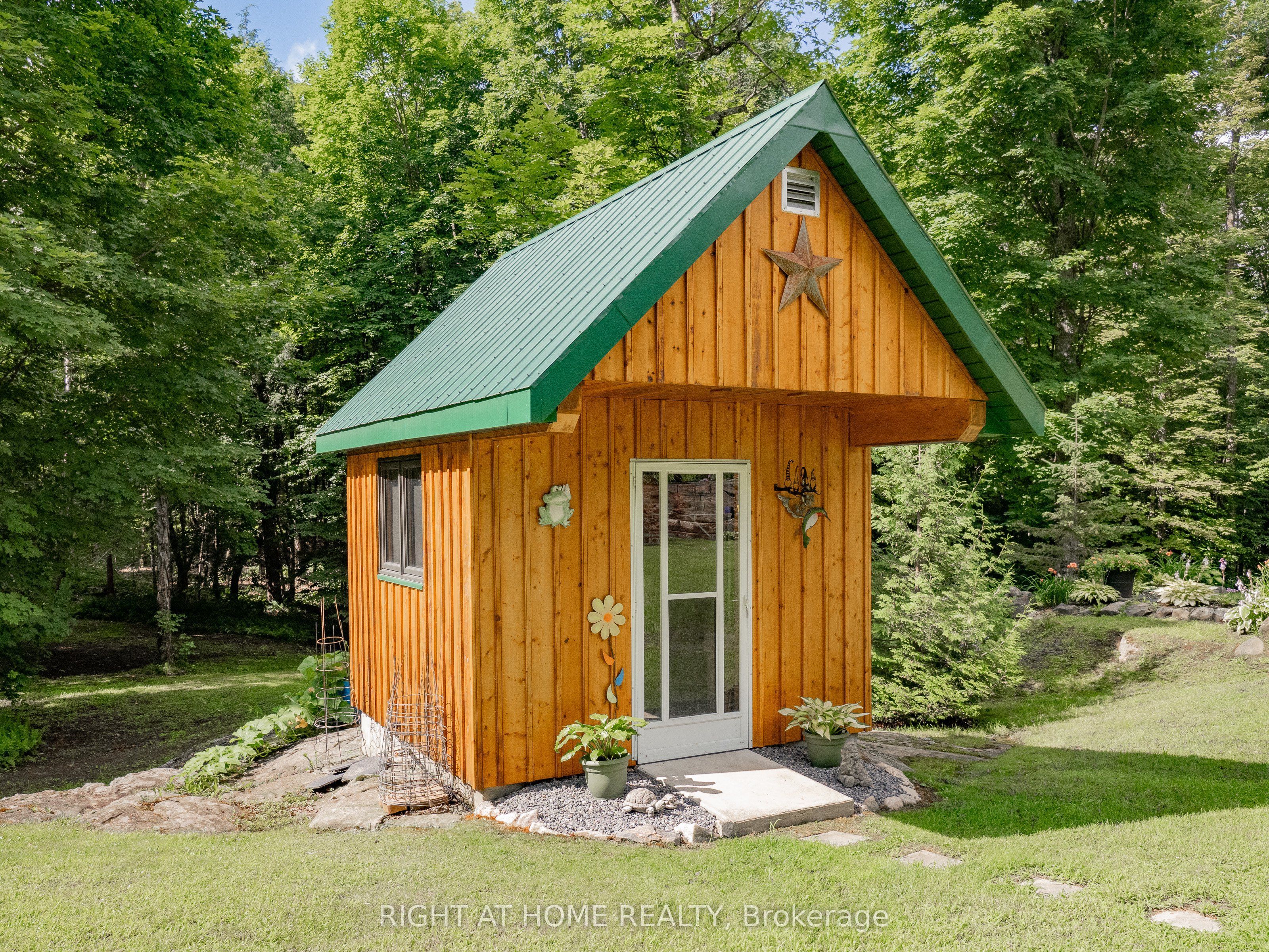 1696 Highway 118 E Property Photo 36