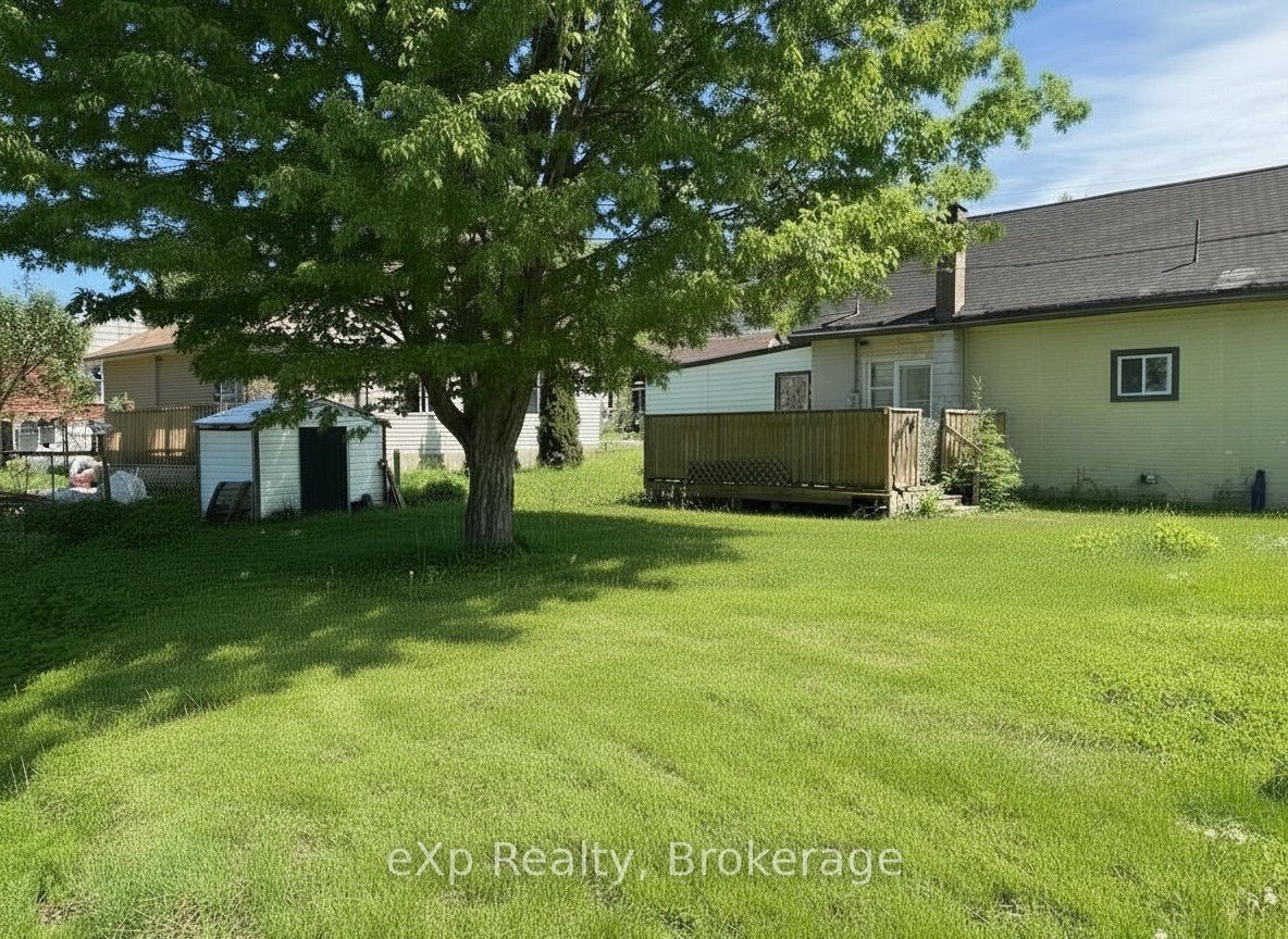 385 11th Avenue Property Photo 4