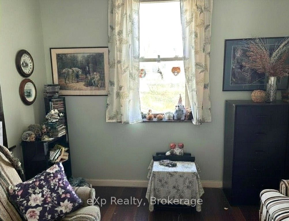 385 11th Avenue Property Photo 19