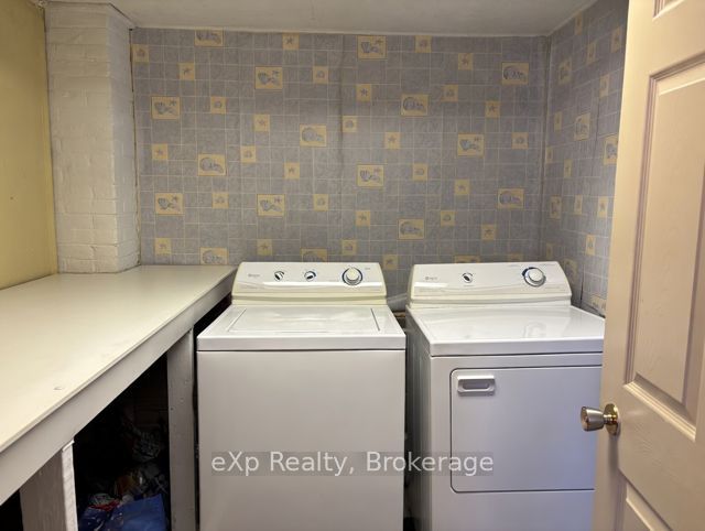 385 11th Avenue Property Photo 20