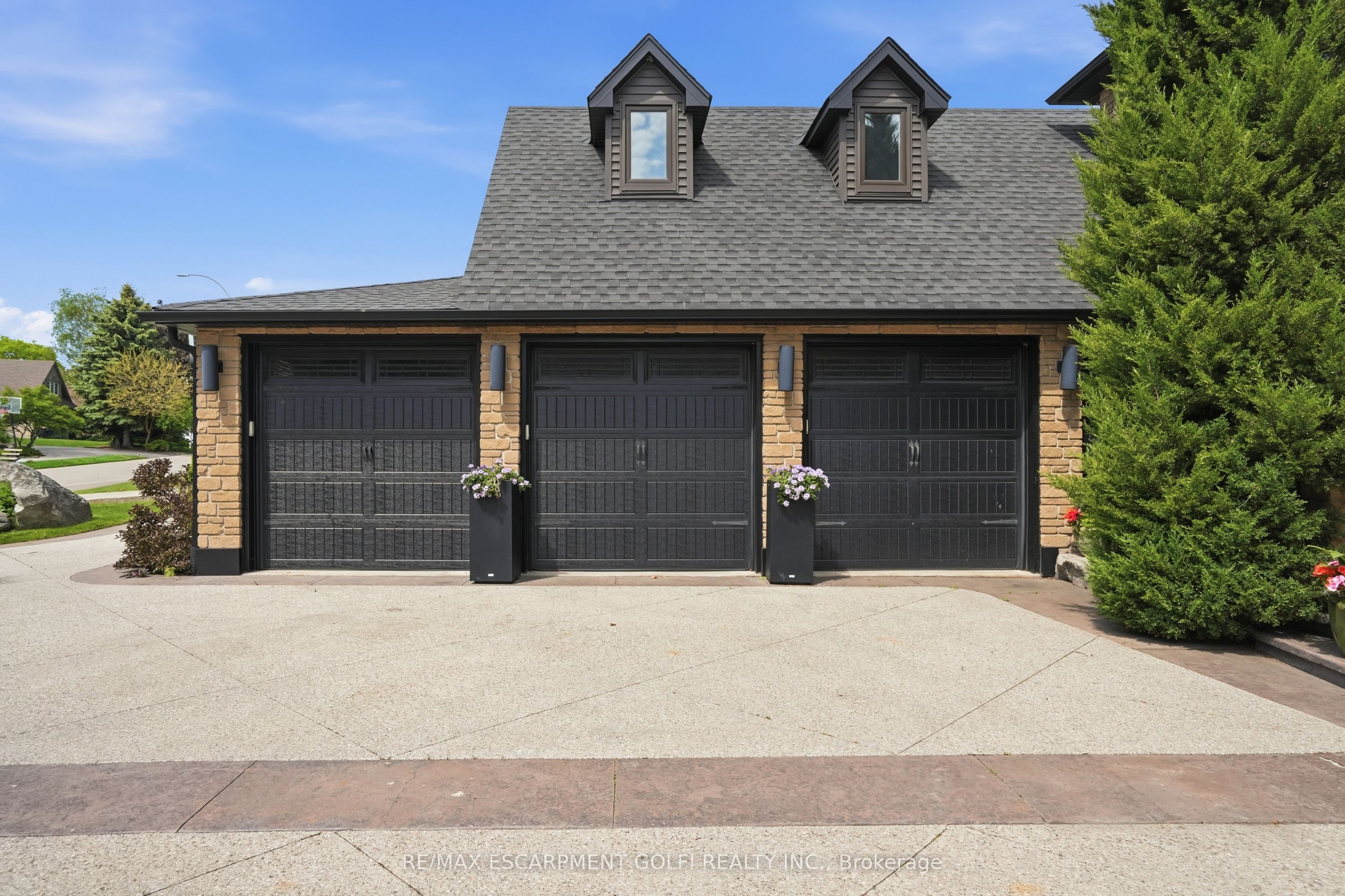 149 Miller Drive Property Photo 3