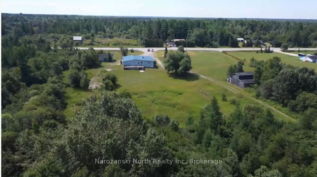 2855 64 Highway Property Photo 1