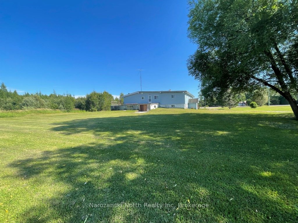 2855 64 Highway Property Photo 2