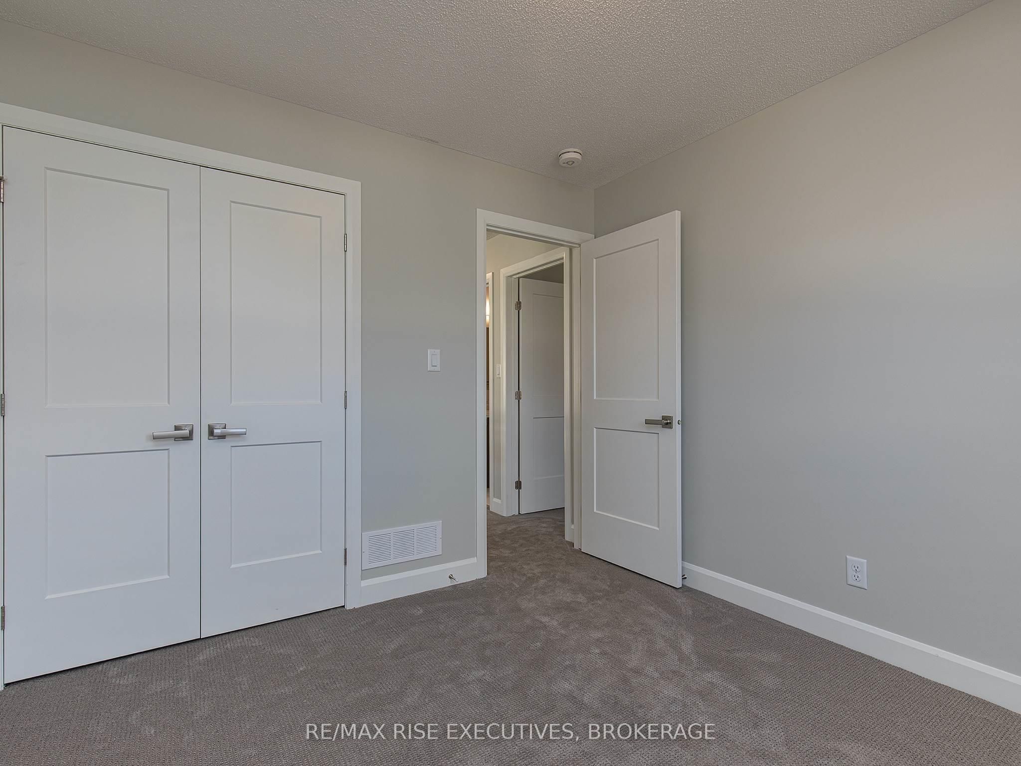 1201 Max Crescent Property Photo 23