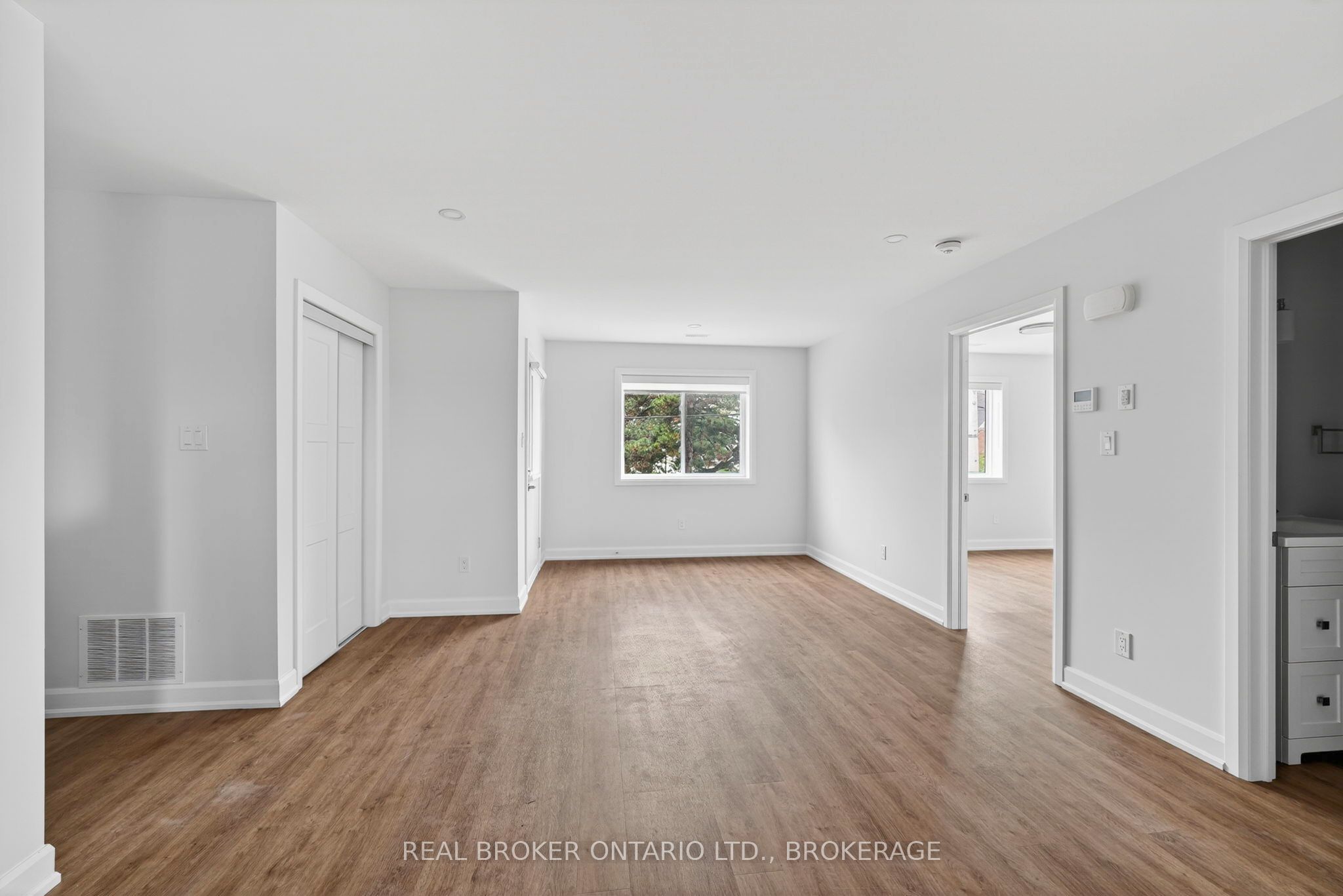 600 Second Street E Unit #3a Property Photo 6