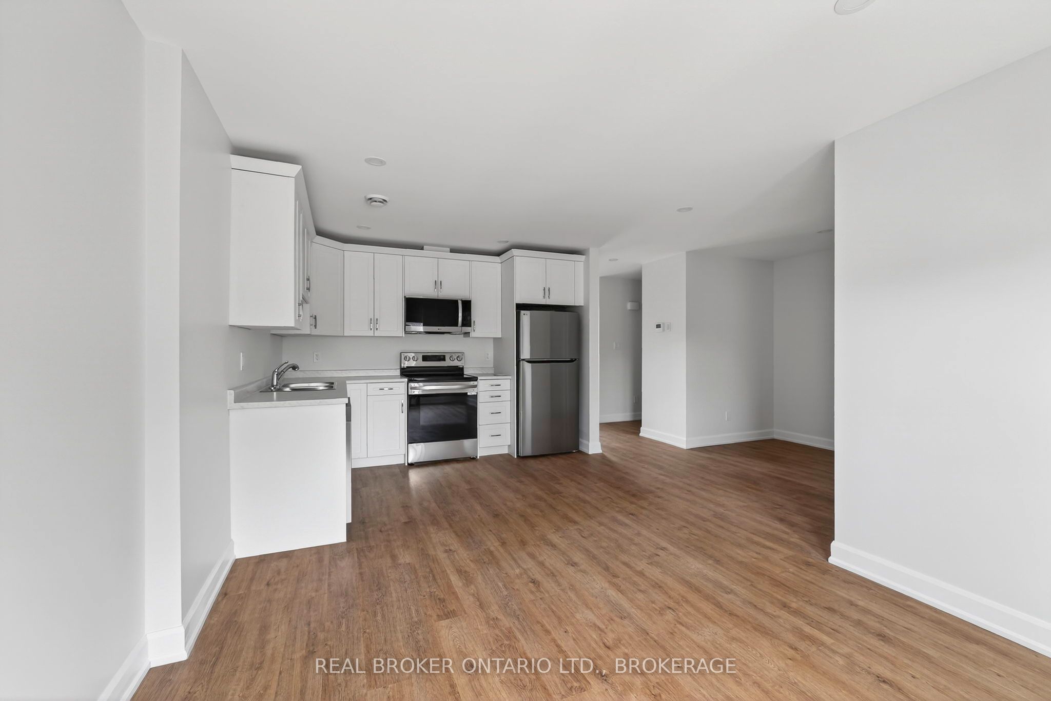 600 Second Street E Unit #3a Property Photo 36