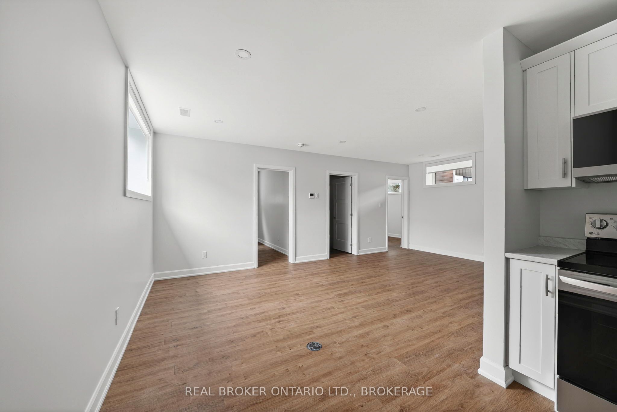 600 Second Street E Unit #3a Property Photo 44