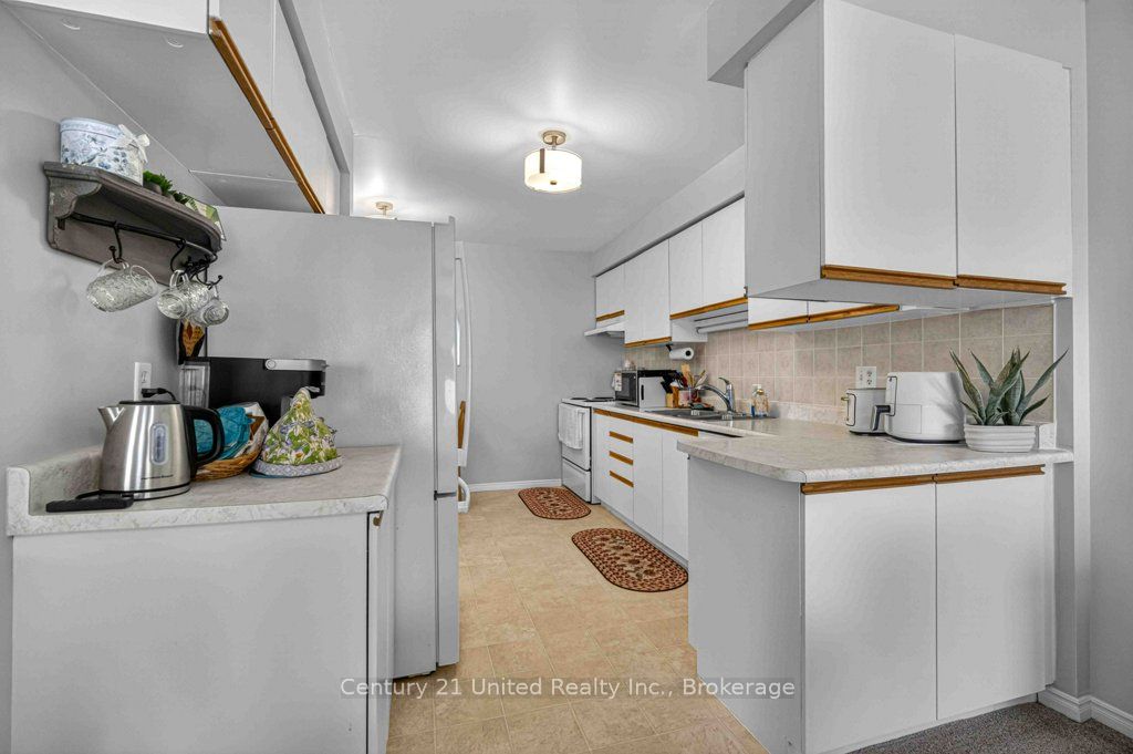 2181 Walker Avenue 303 Property Photo 14