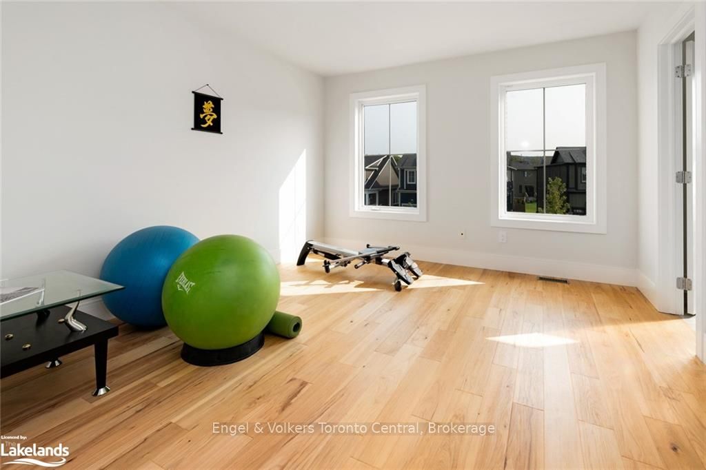 364 Yellow Birch Crescent Property Photo 25