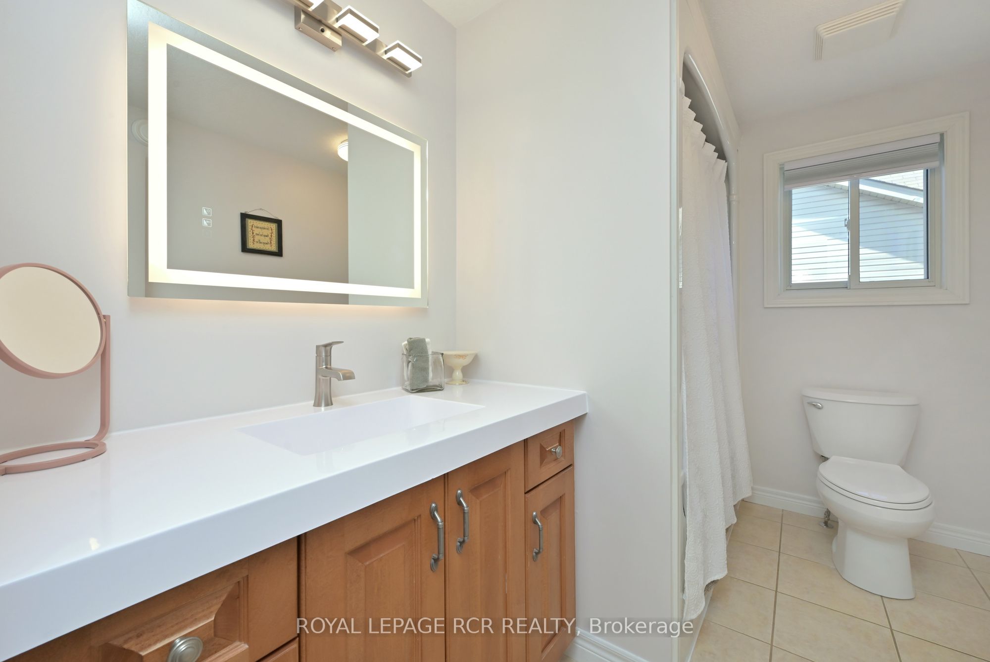 399 Rintoul Crescent Property Photo 22