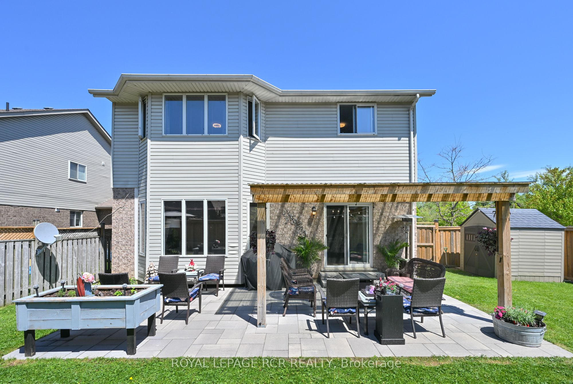 399 Rintoul Crescent Property Photo 33