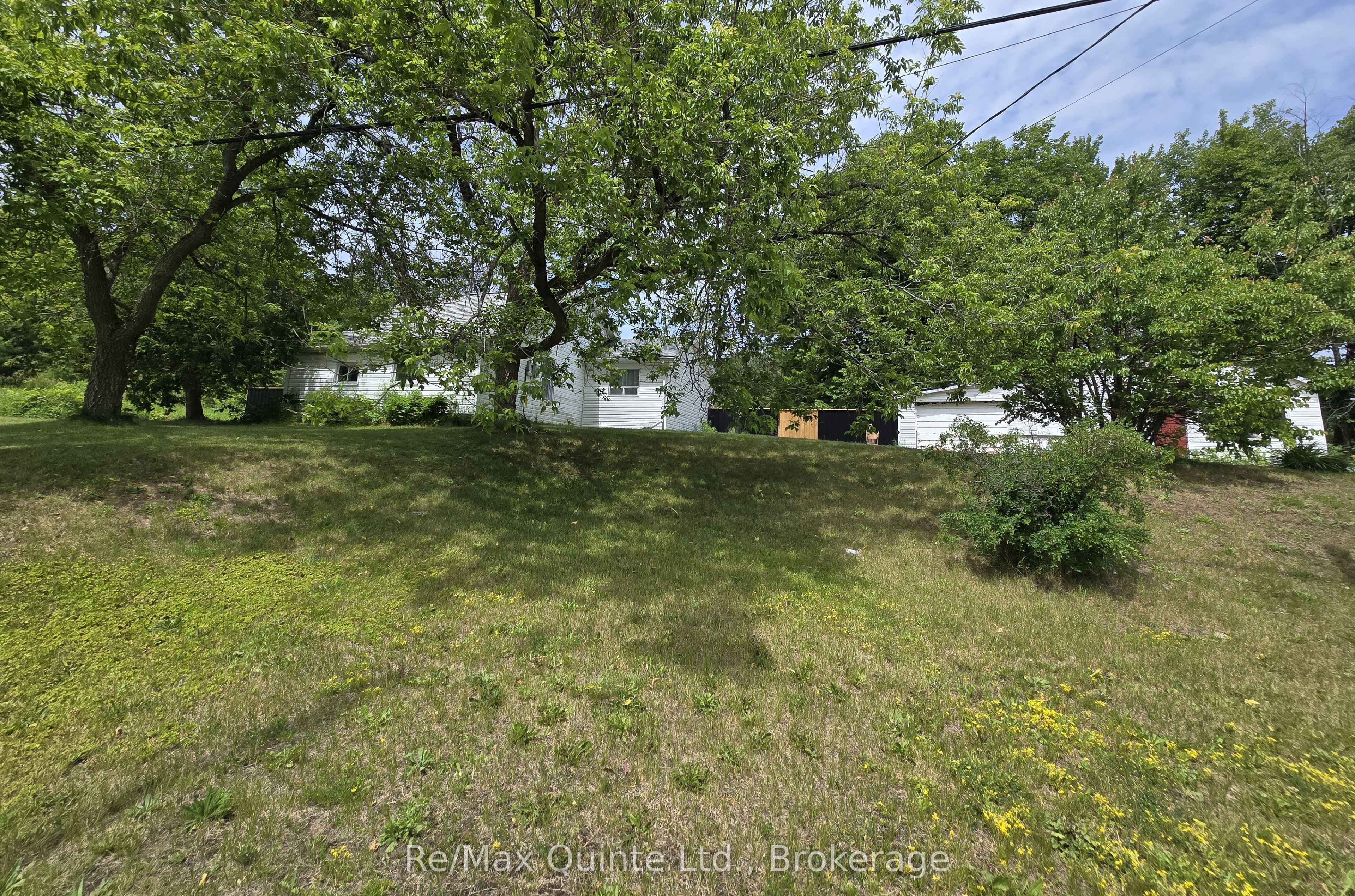 112959 Highway 7 Highway Property Photo 1