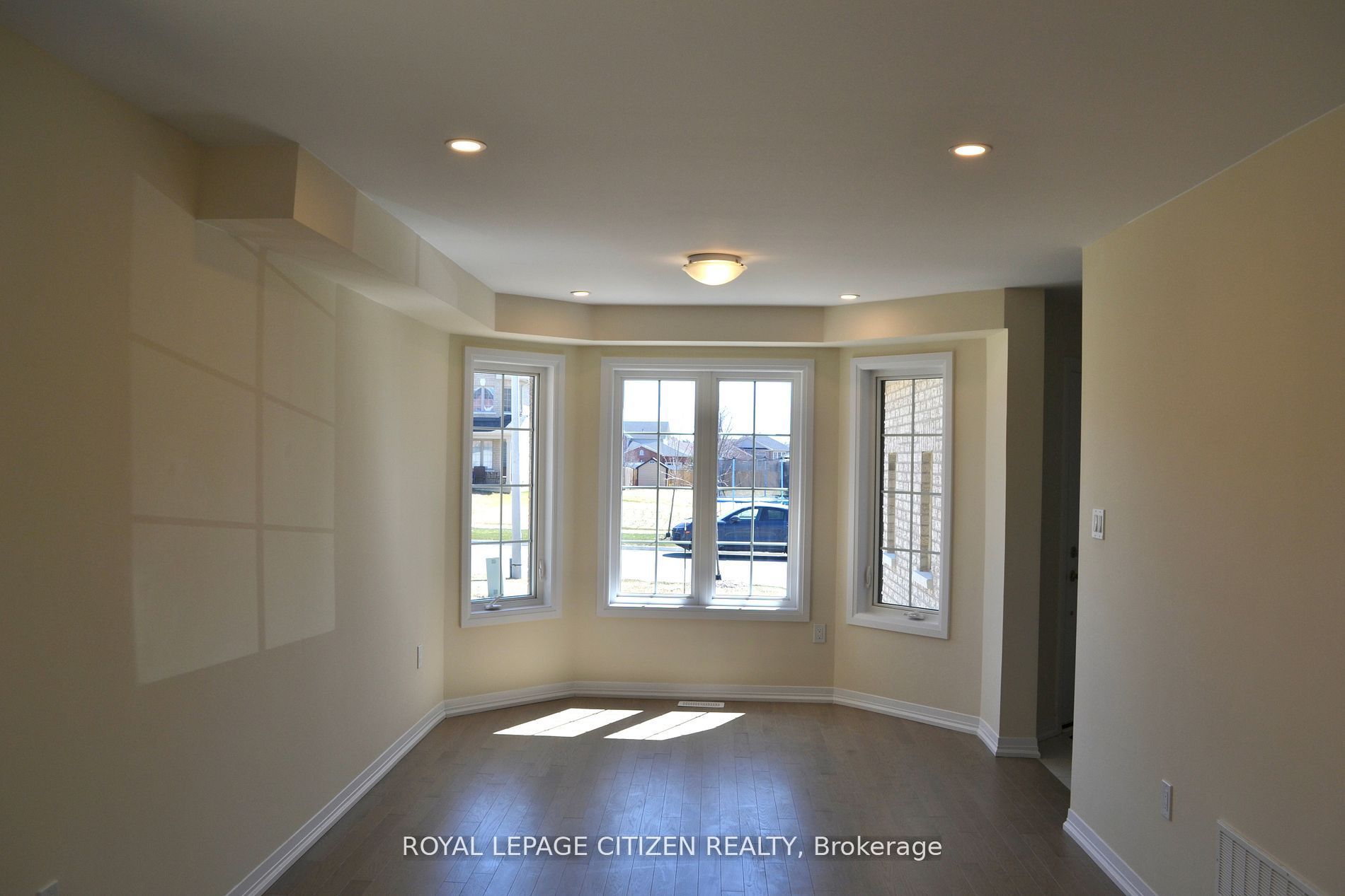 41 Carew Boulevard Property Photo 5
