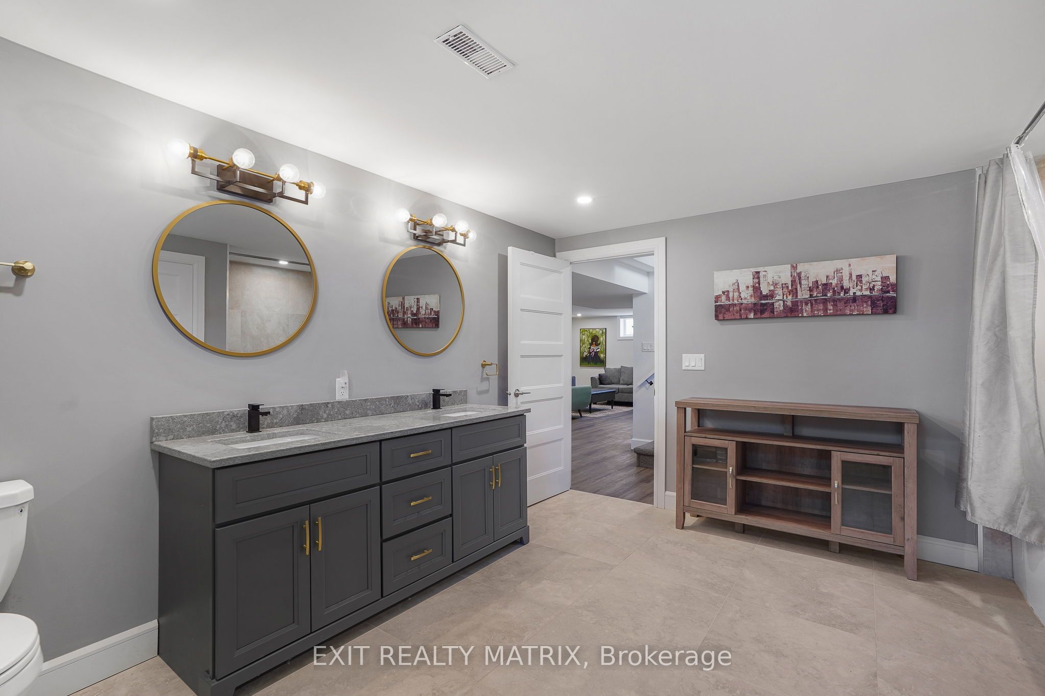 768 Dewhurst Avenue Property Photo 21