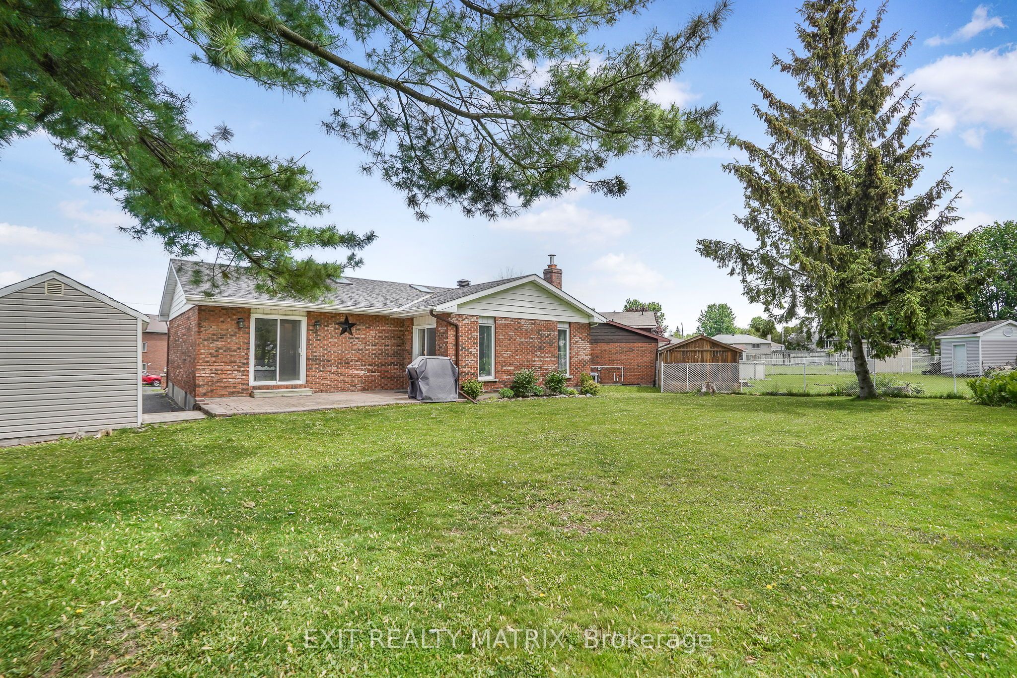 768 Dewhurst Avenue Property Photo 27