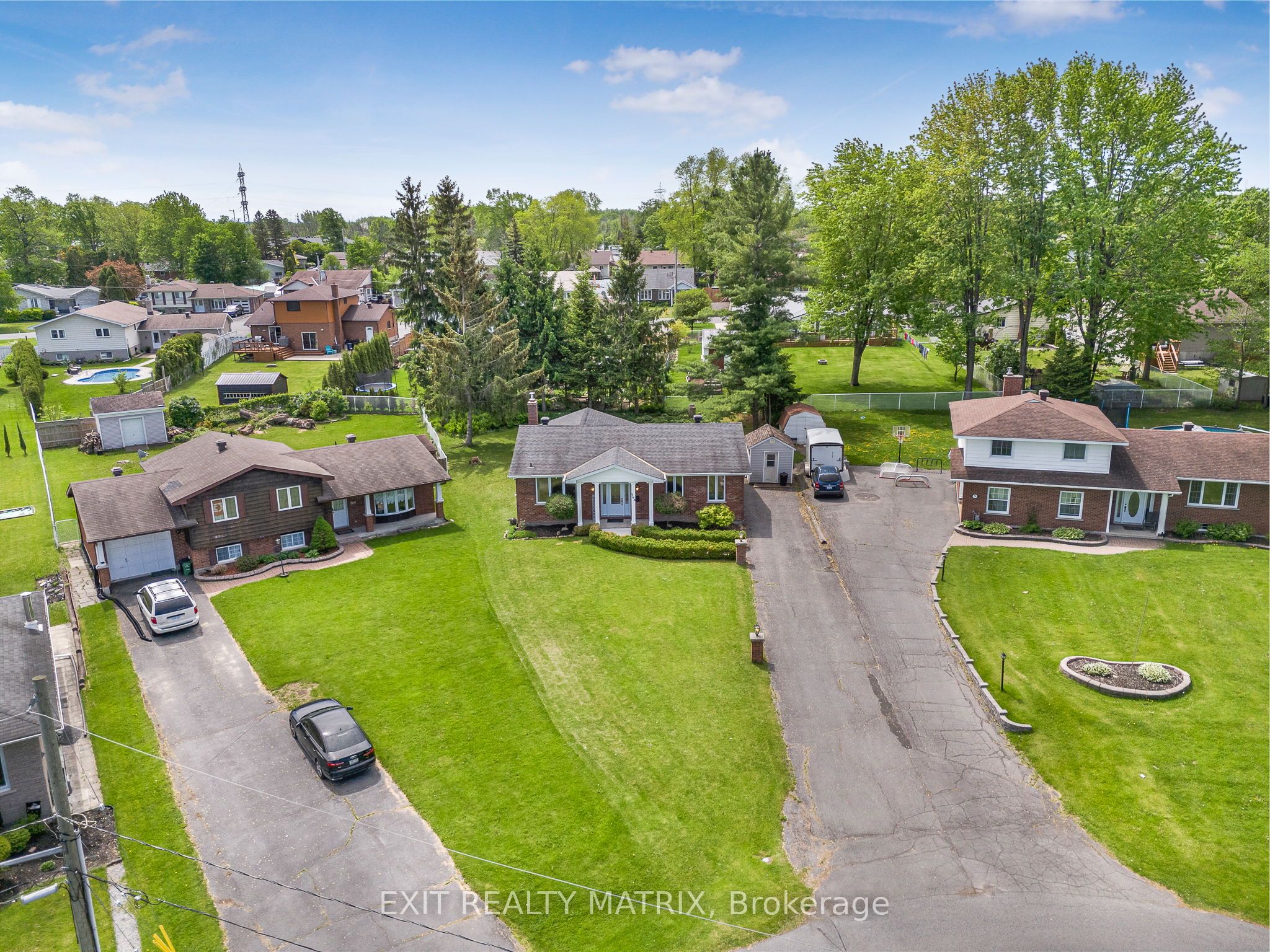 768 Dewhurst Avenue Property Photo 29