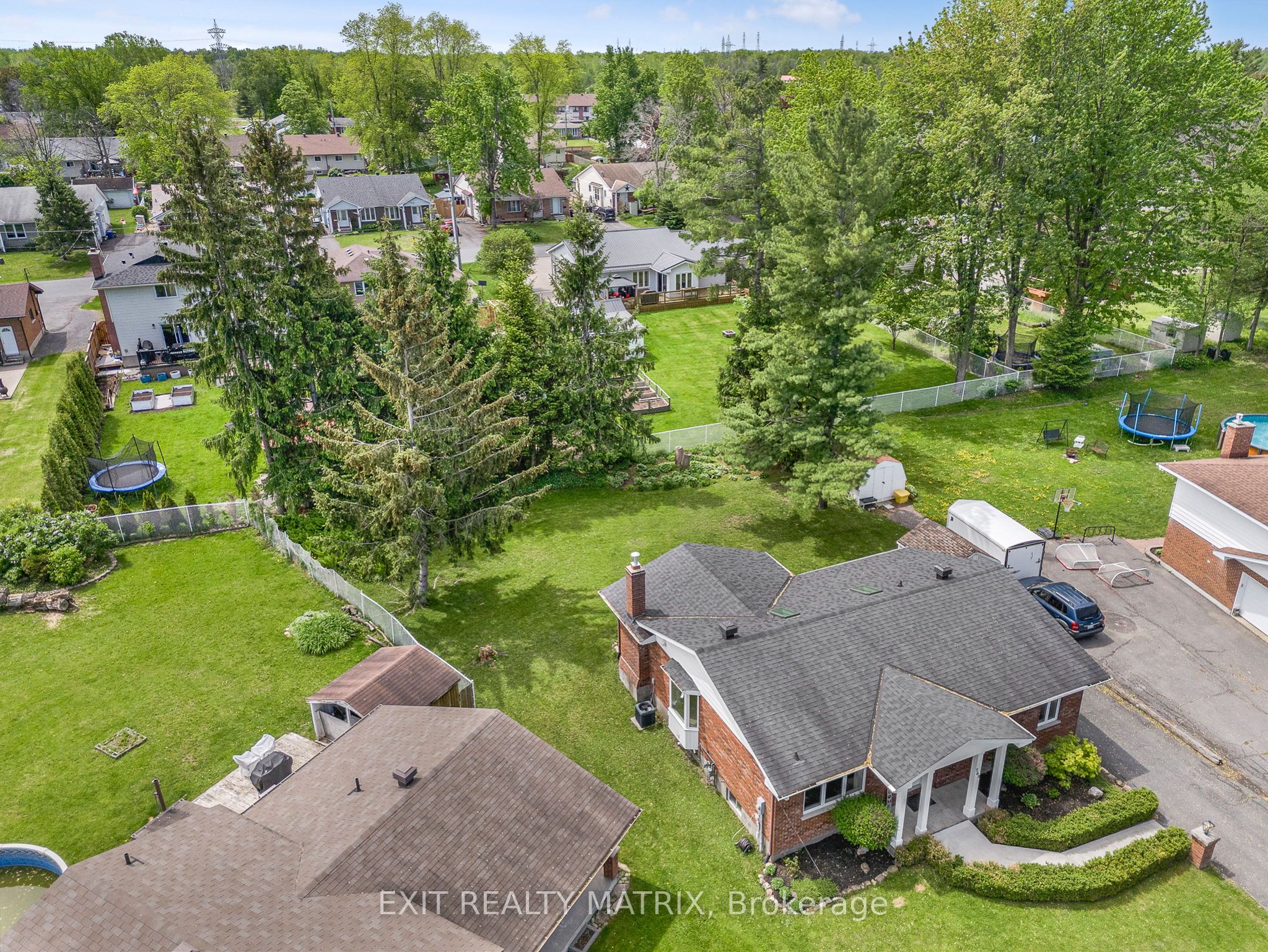 768 Dewhurst Avenue Property Photo 31