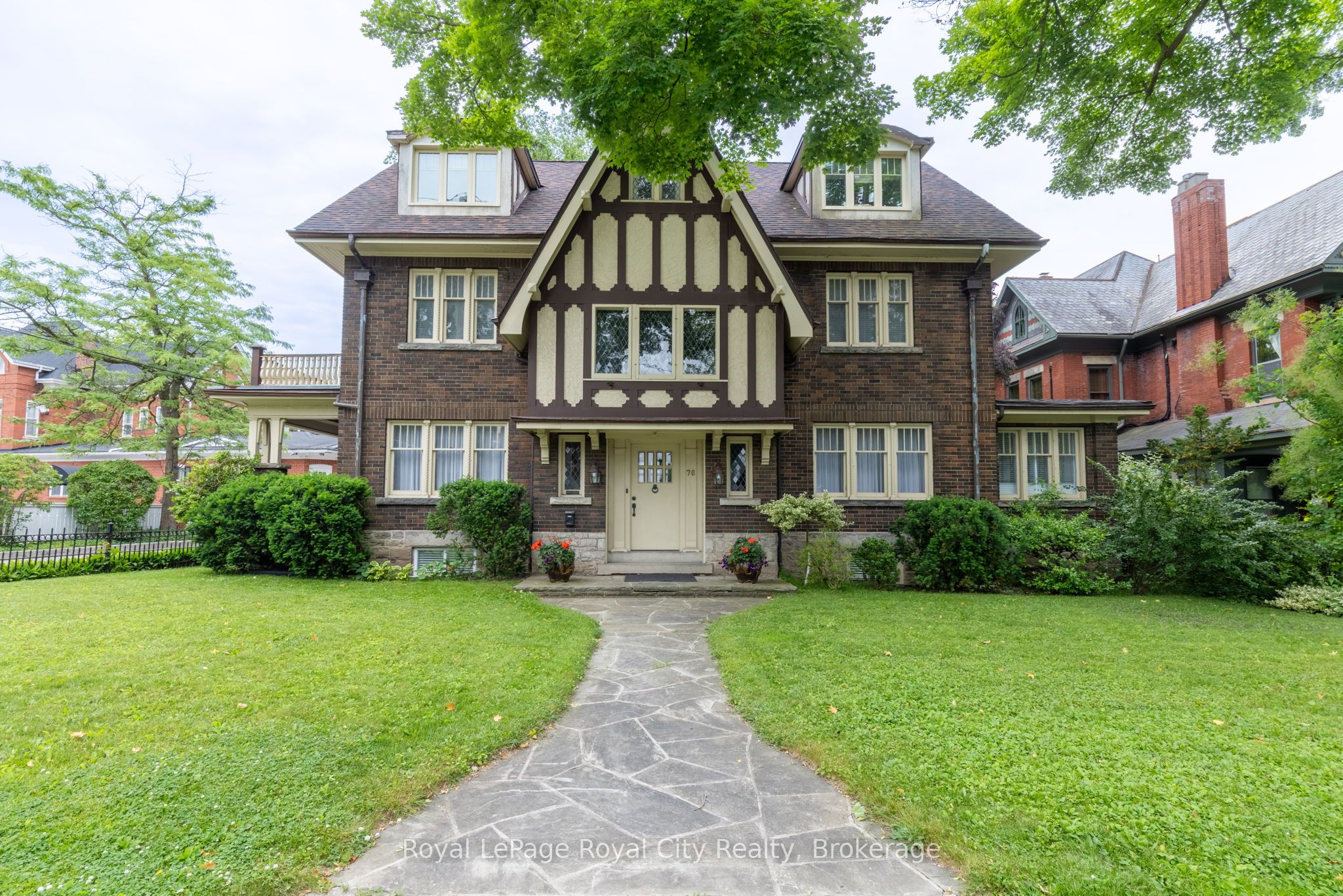 76 London Road W