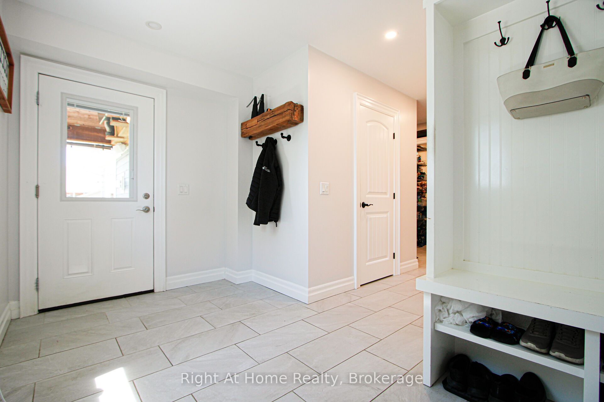 367 Golf Club Road Property Photo 18