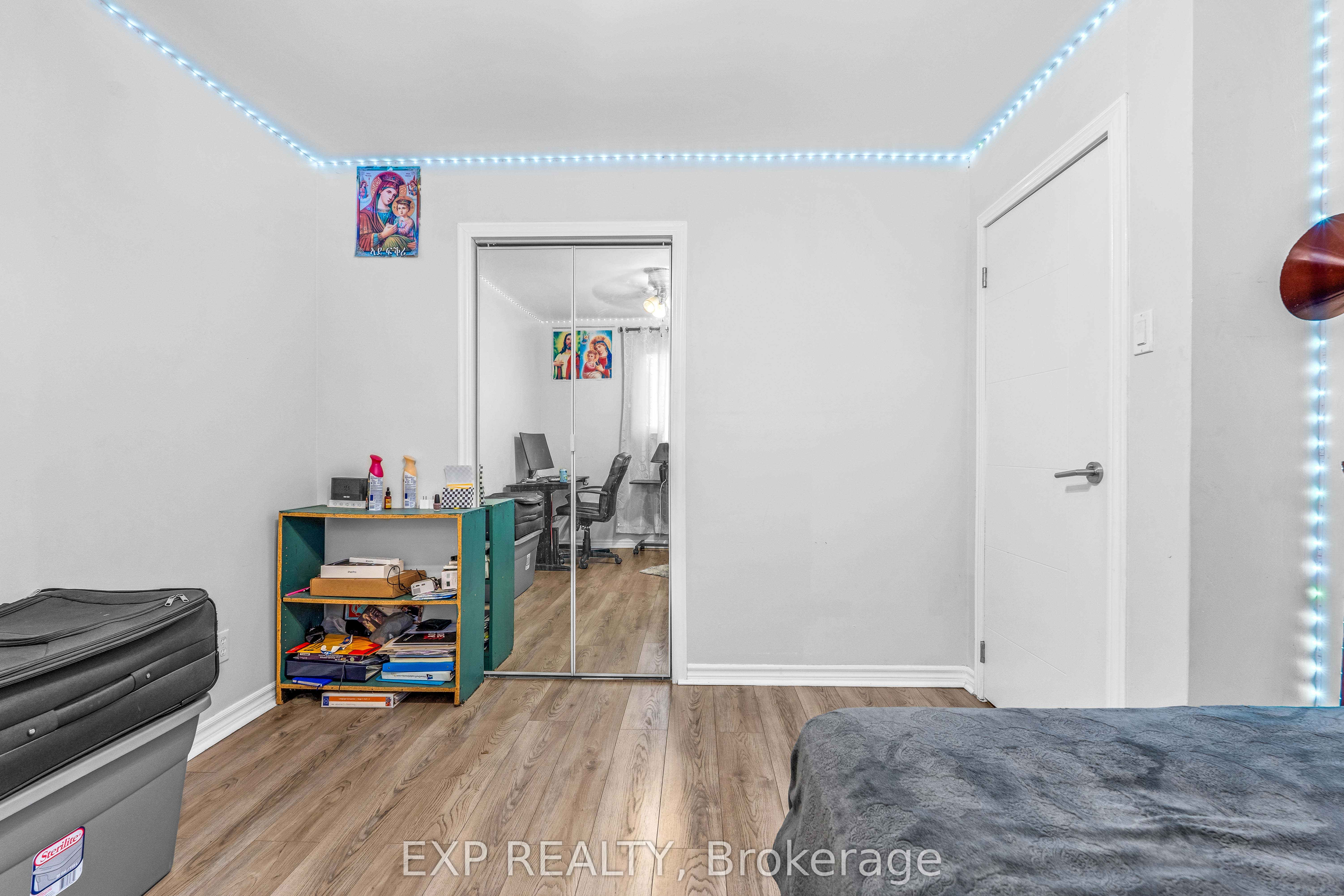 41 Alma Street N Property Photo 16