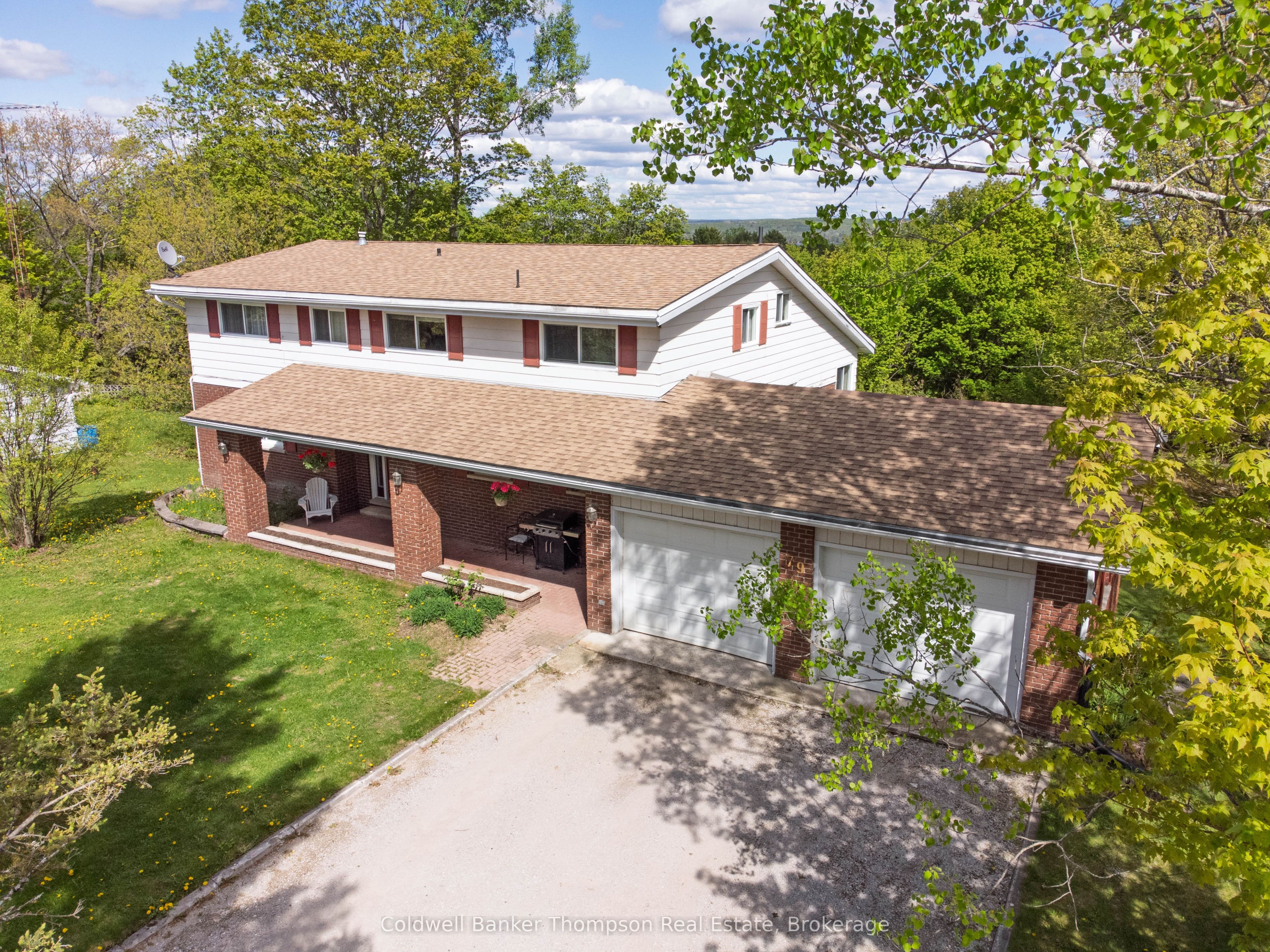 79 Oakridge Drive Property Photo 1